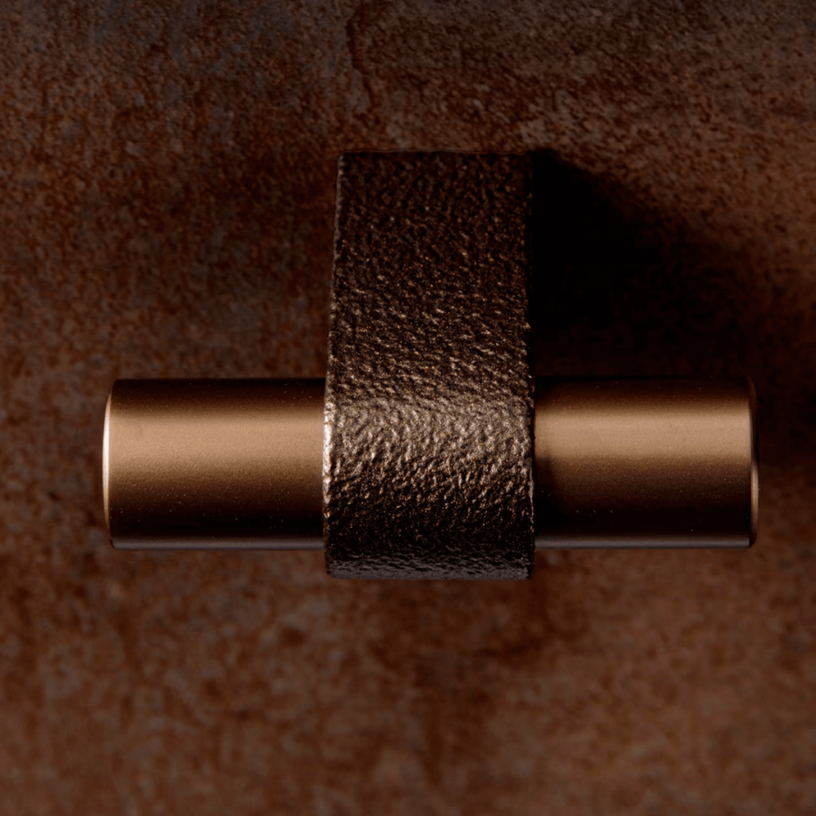 Momo Casey T Knob gallery detail image