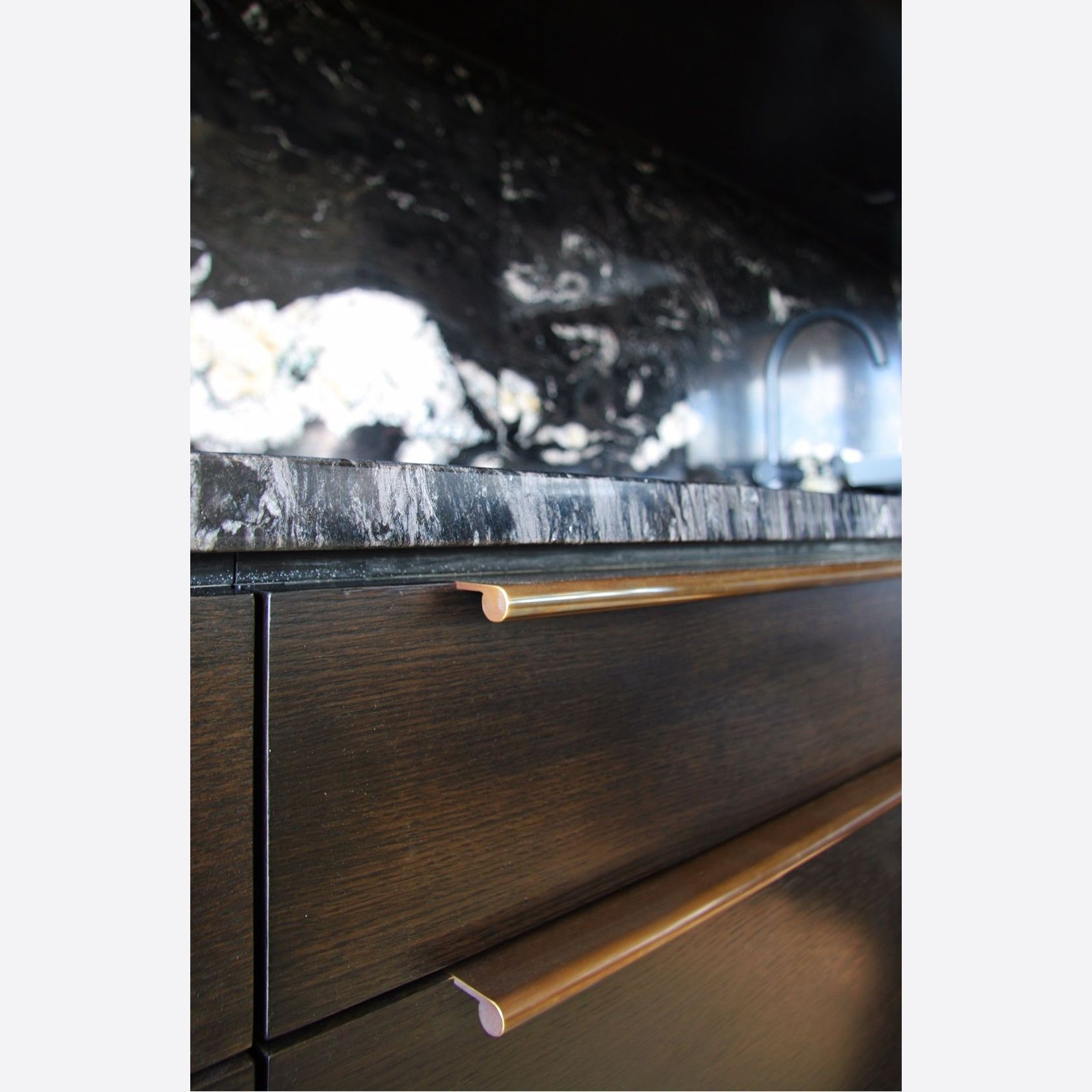 HB370 + HB380 Series Continuous Drawer Pull gallery detail image