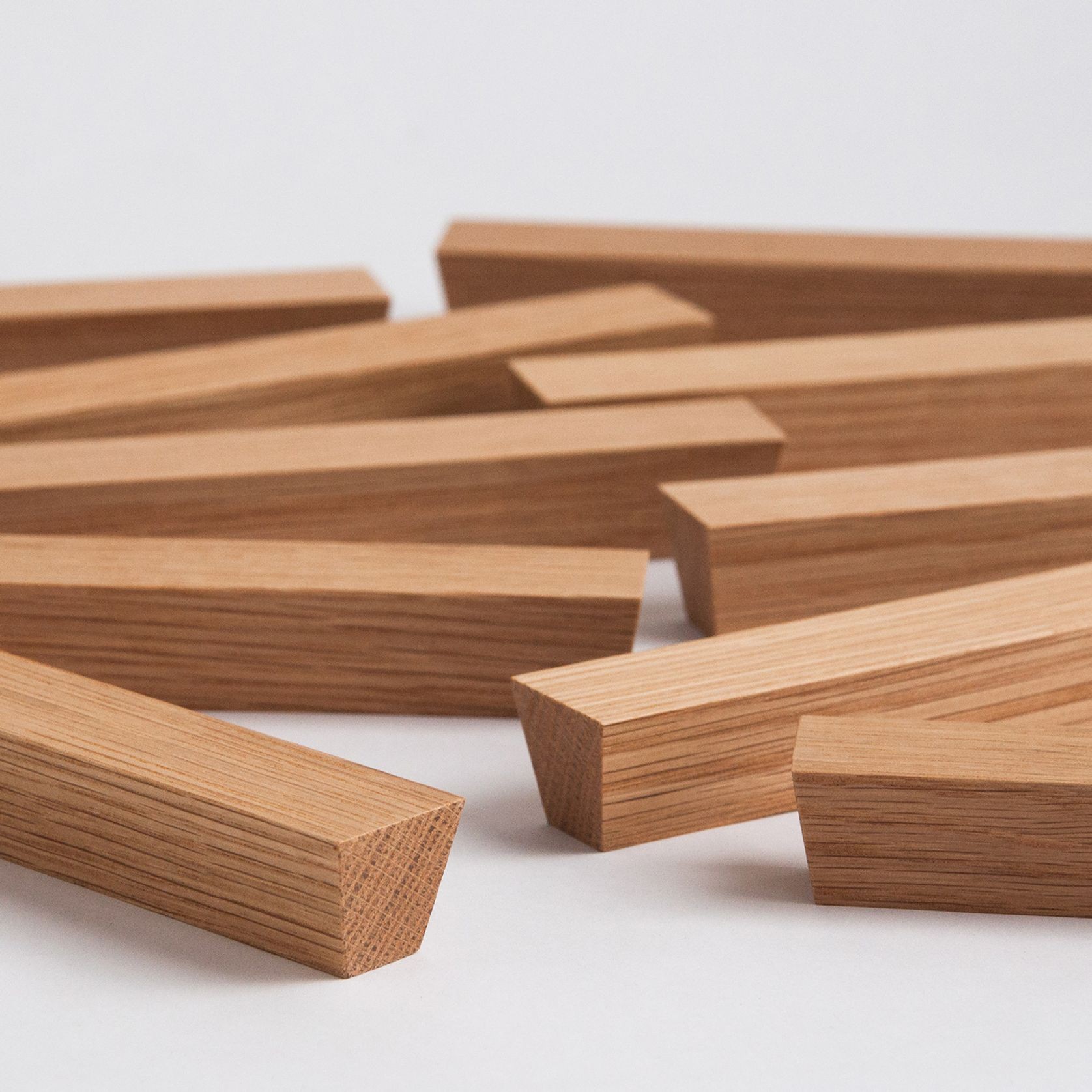 Linear01 Medium Joinery Pull ArchiPro AU