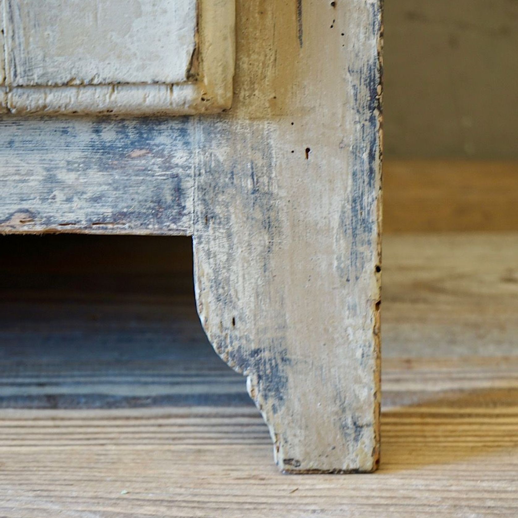 Italian Antique Painted Country Sidebaord gallery detail image