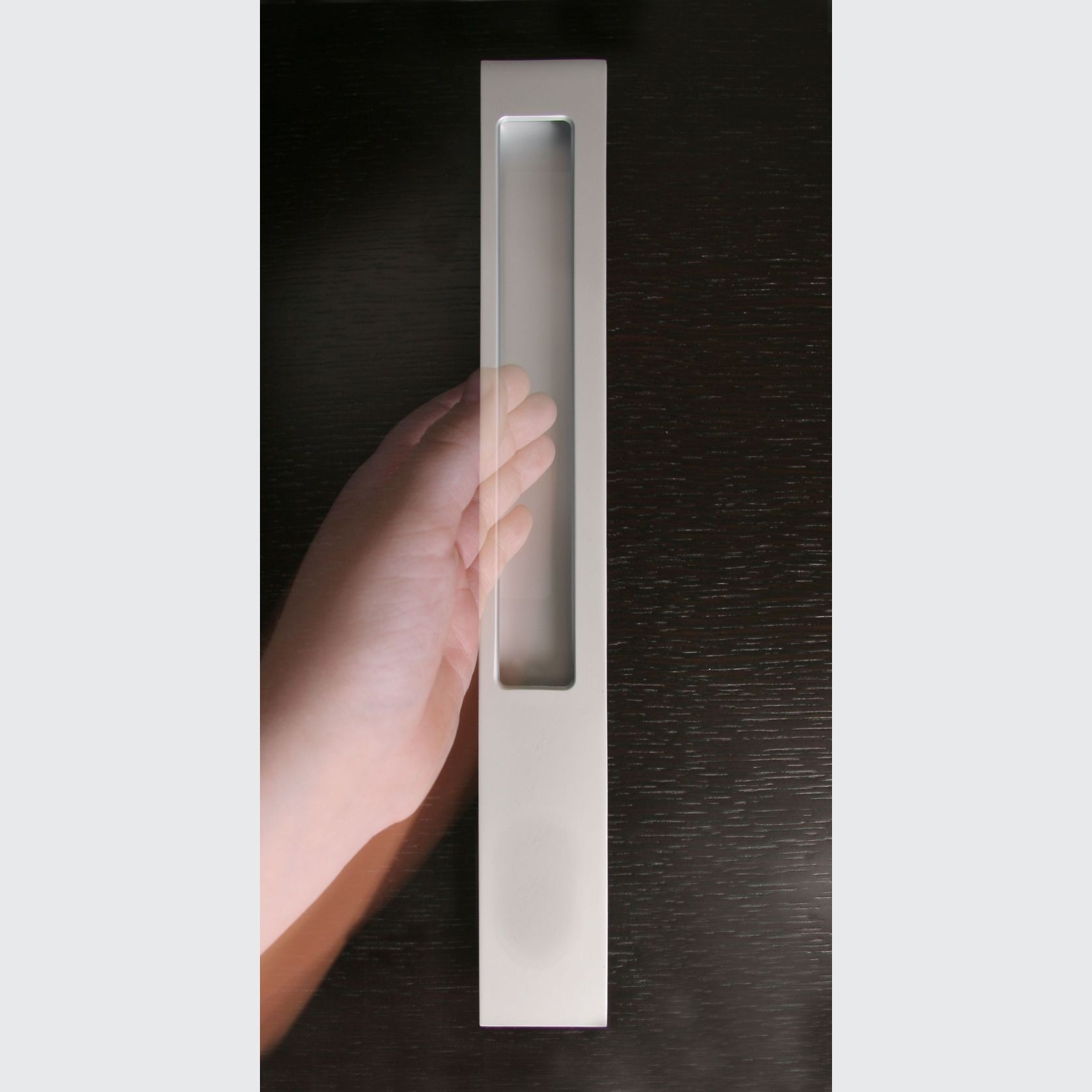 HB3370 and HB3375 with keyhole 350mm Flush Handle gallery detail image