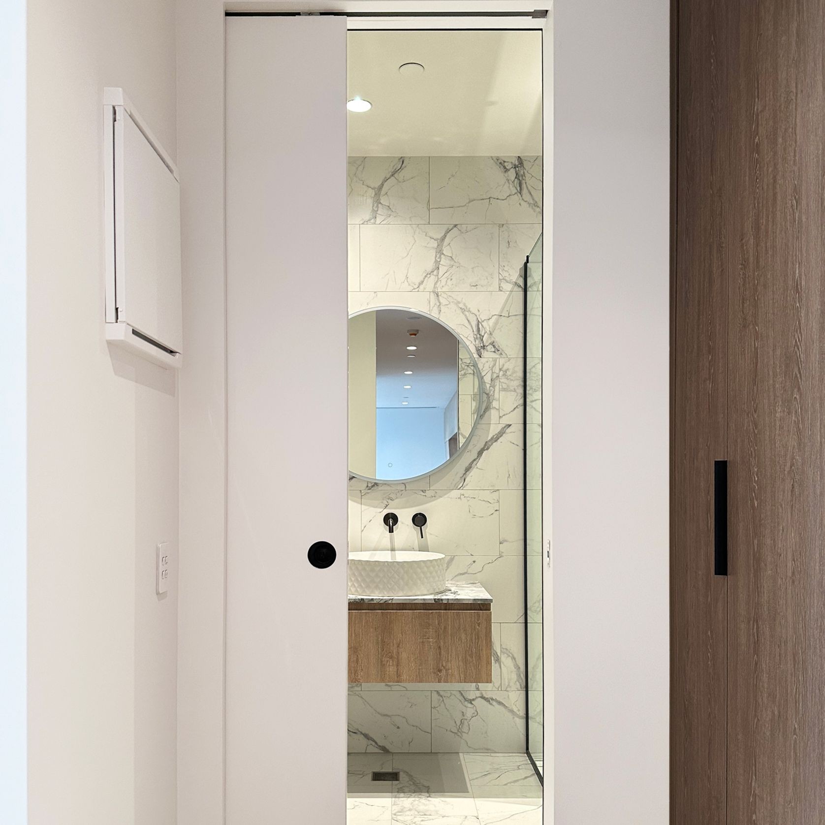 Wet Area Cavity Slider gallery detail image