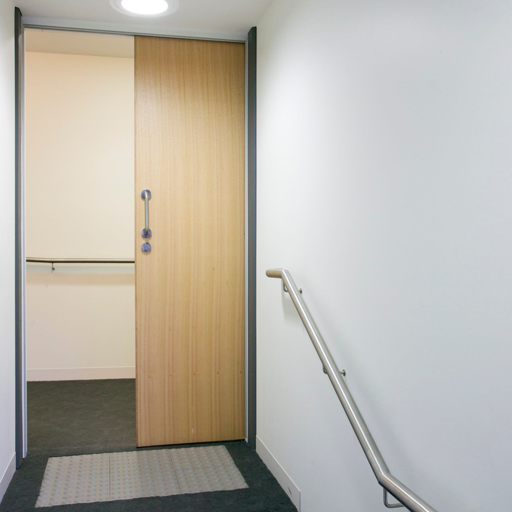 Access™ Complient Cavity Sliding Doors gallery detail image