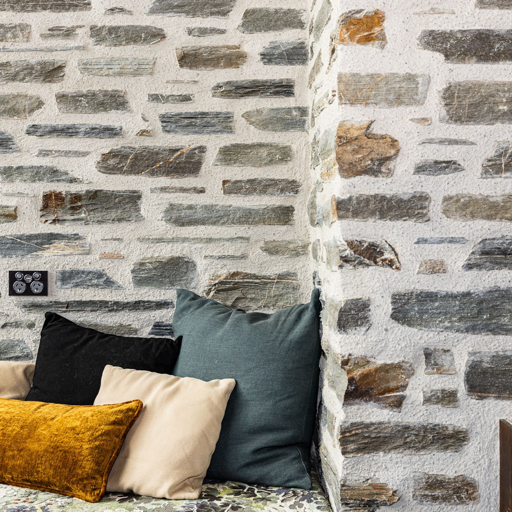 Cluden Blend Stone gallery detail image