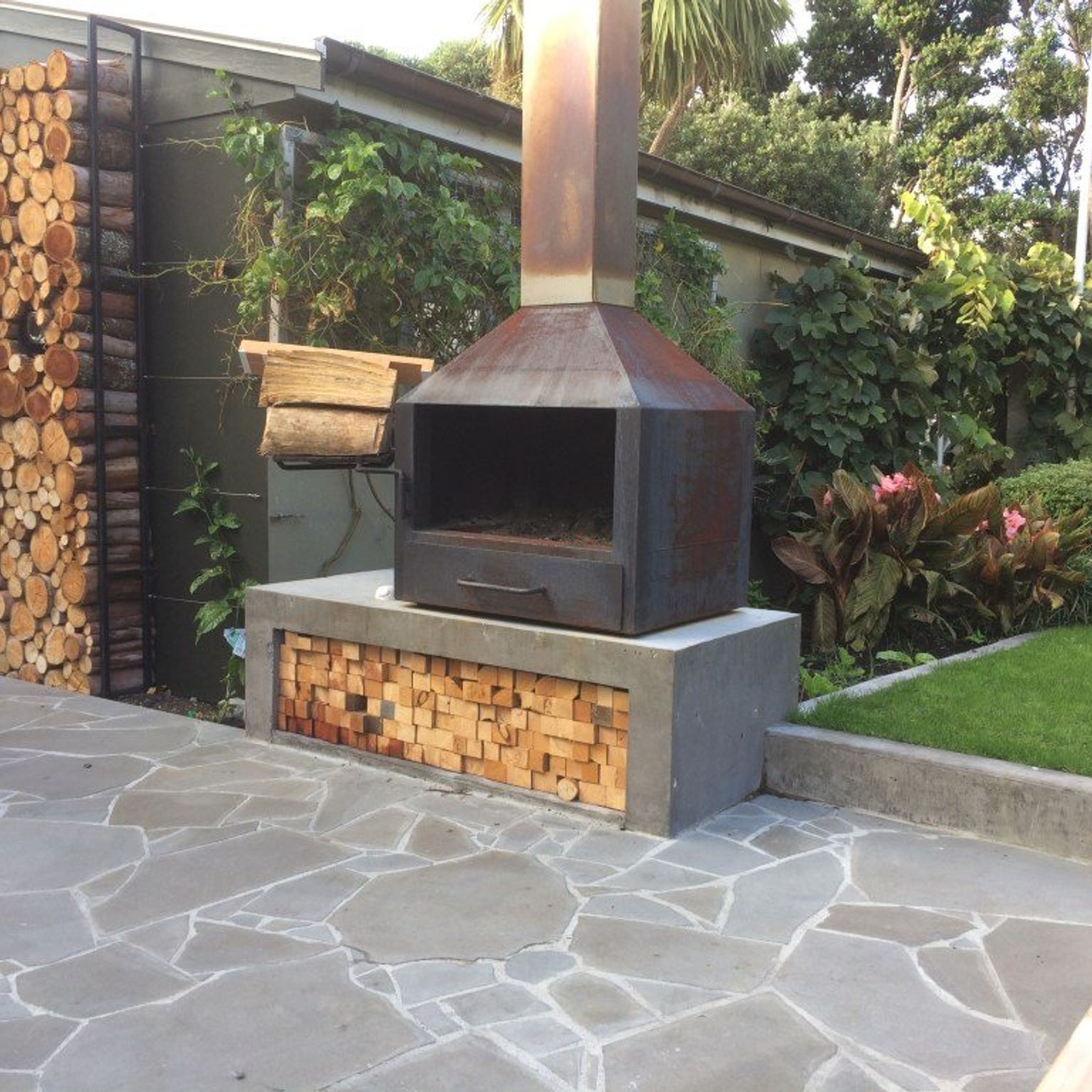 Crazy Paving gallery detail image