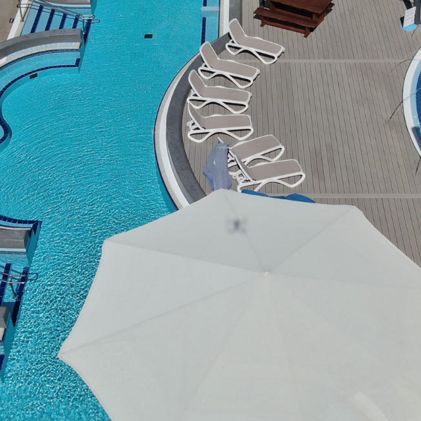 Deckorators® Voyage™  Composite Decking gallery detail image