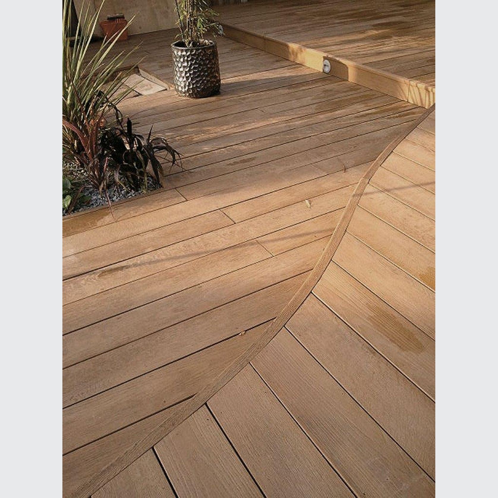 Coppered Oak | Enhanced Grain Decking gallery detail image