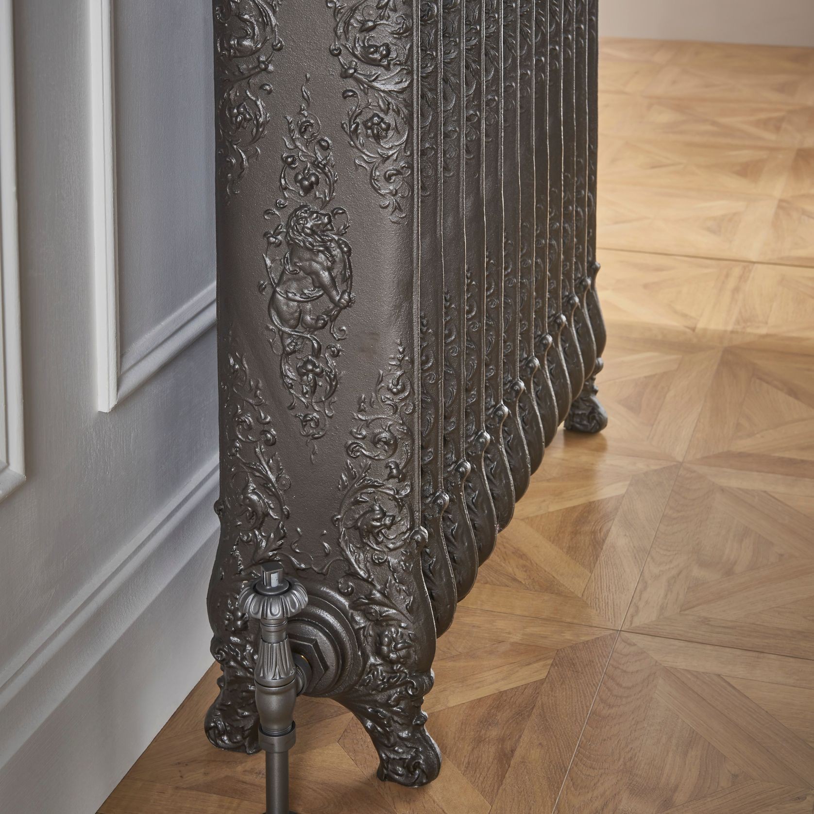 Saint Paul Cast Iron Radiator Range by Paladin gallery detail image