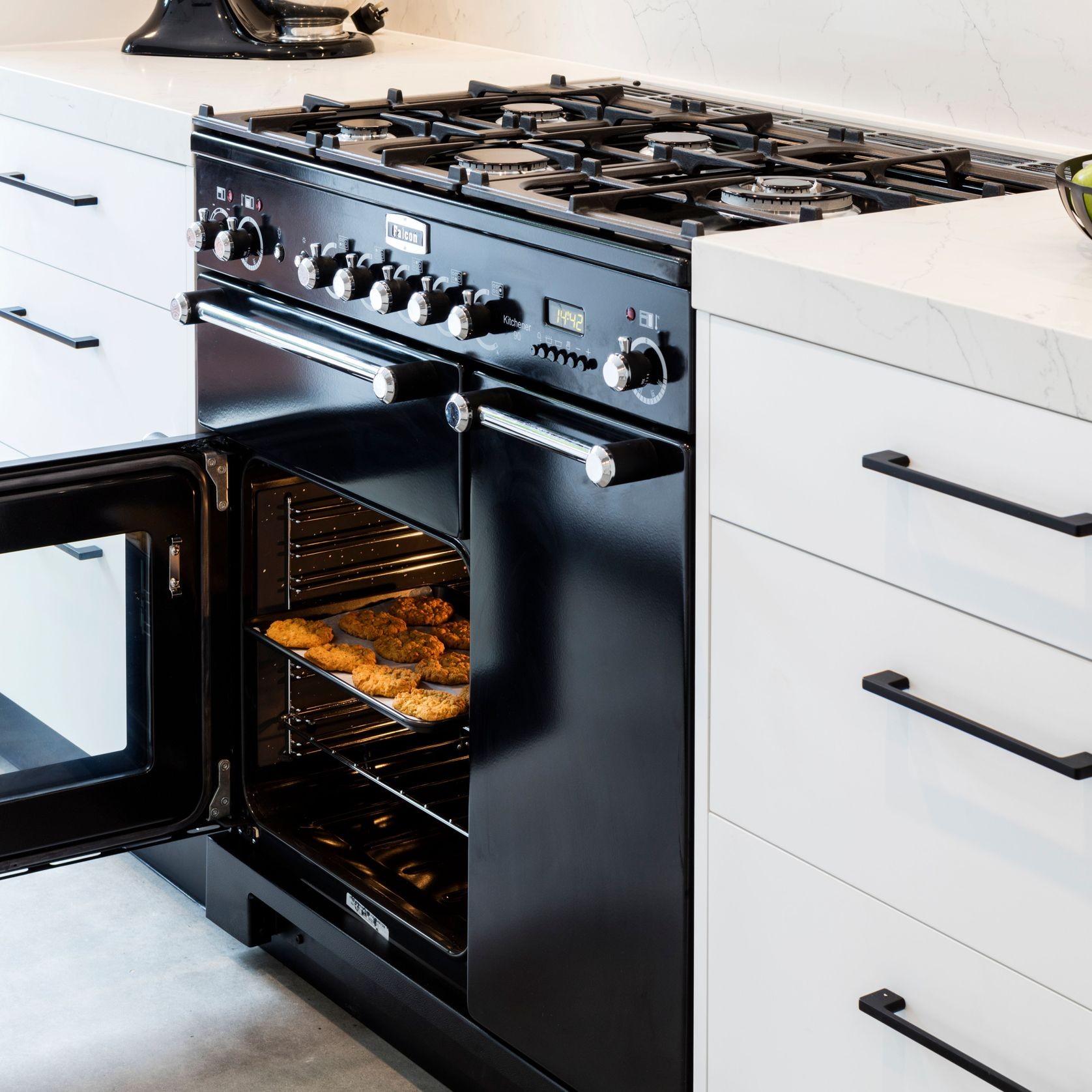 Falcon Kitchener 90cm Dual Fuel Range Cooker gallery detail image