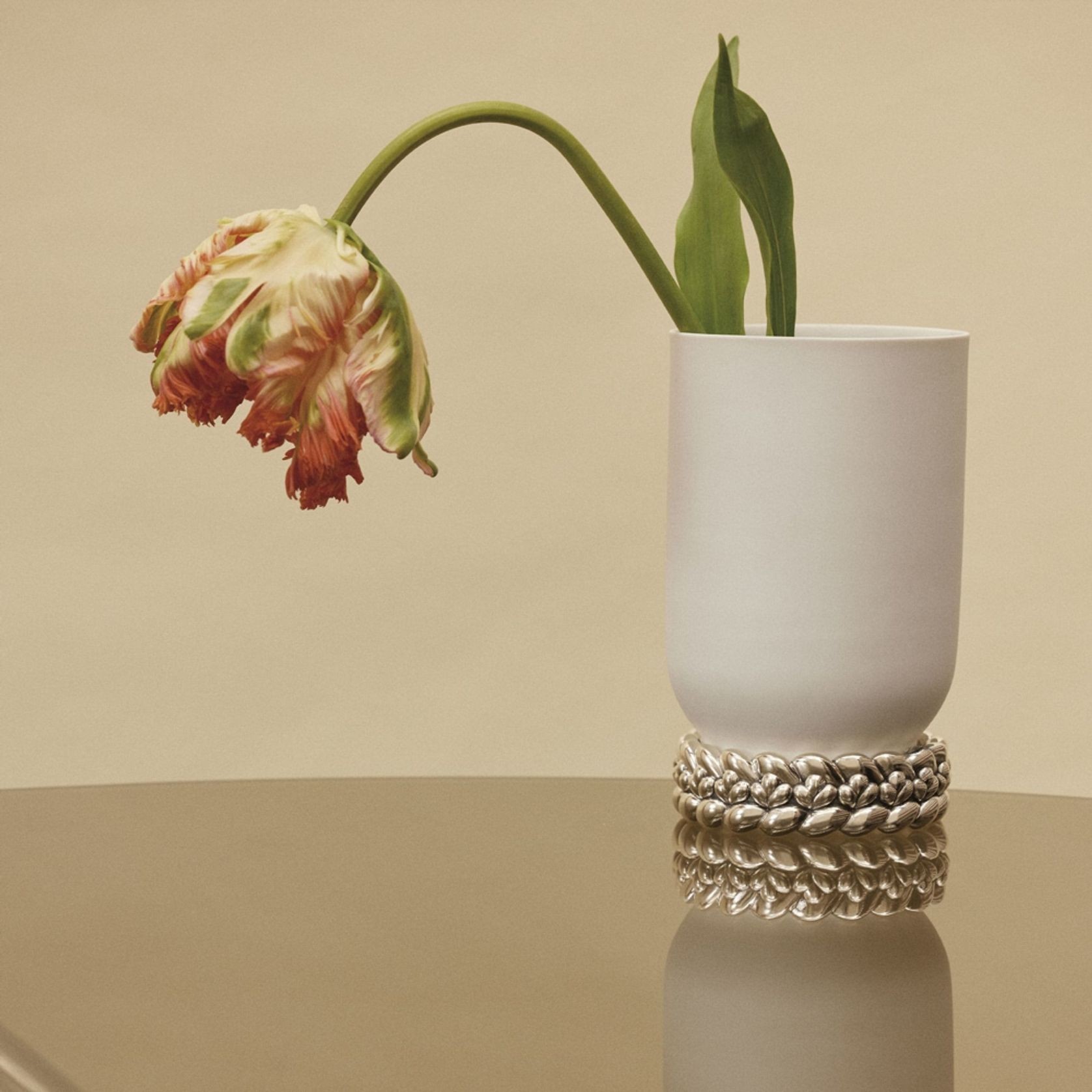 Christofle Babylone Vases gallery detail image