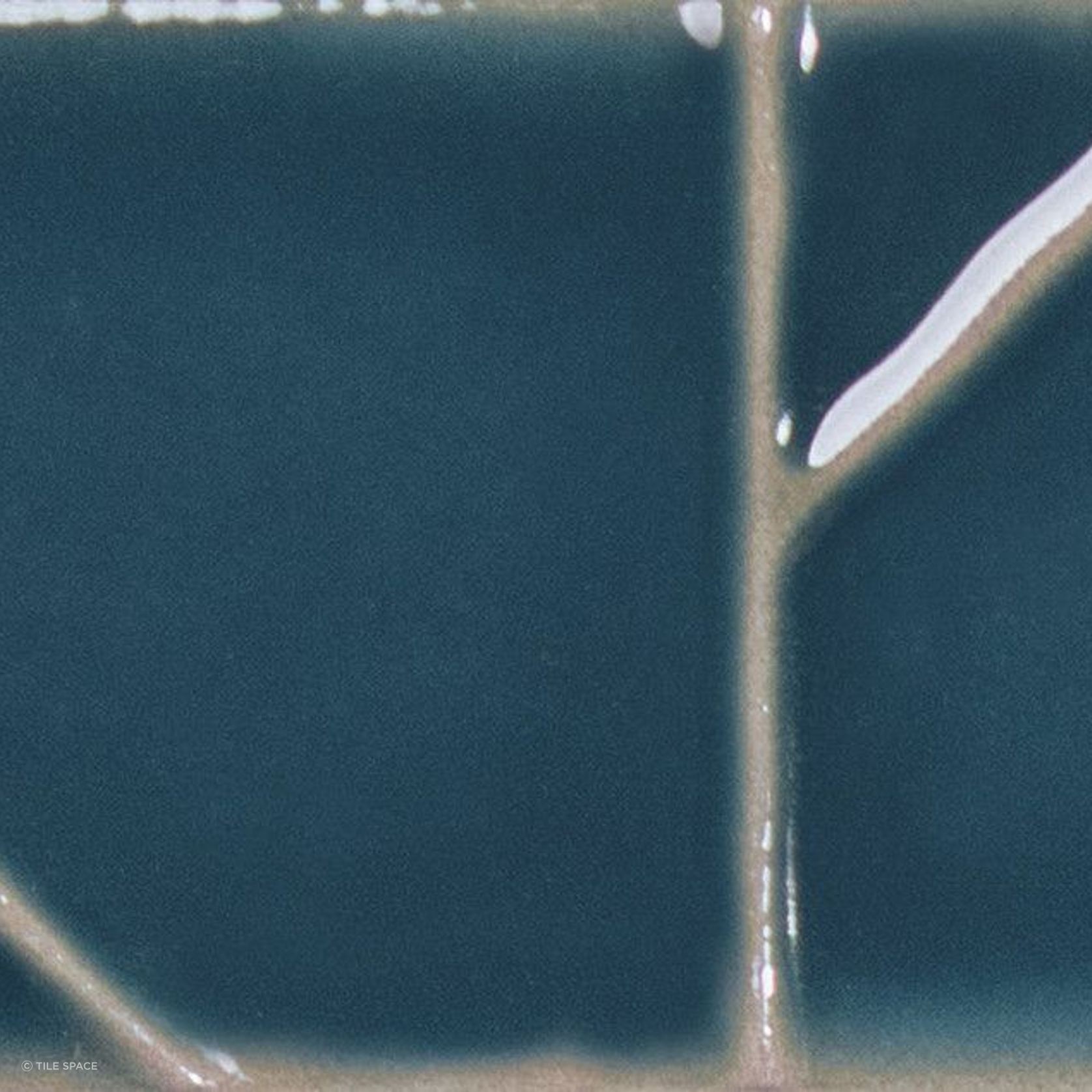 Yoko | Origami Marine Gloss | 62x125 gallery detail image