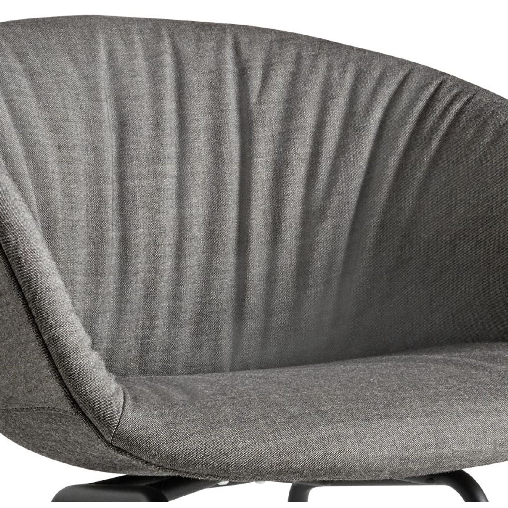 About A Chair AAC27 Soft gallery detail image