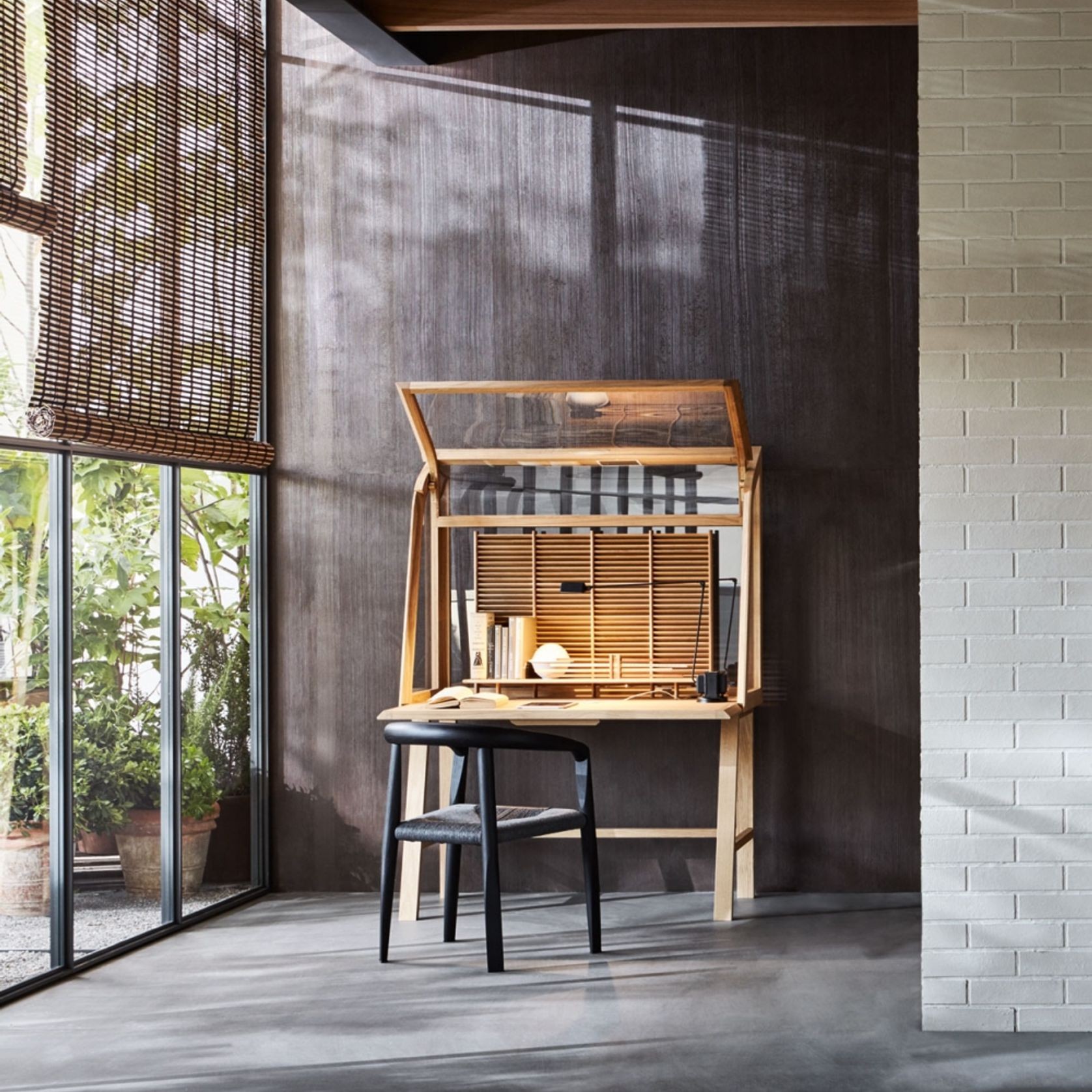 MHC.3 MISS Dining Chair by Molteni&C gallery detail image