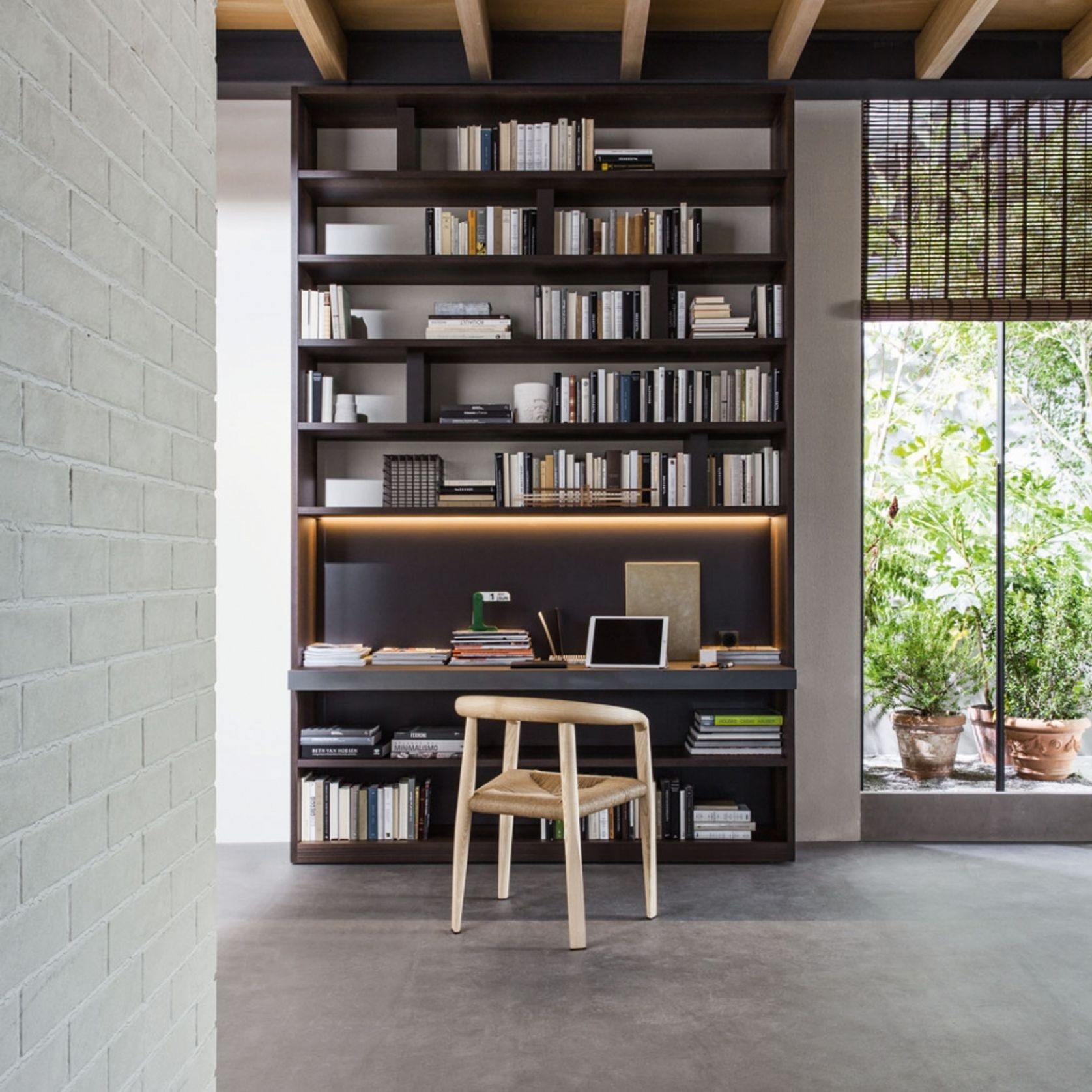 MHC.3 MISS Dining Chair by Molteni&C gallery detail image