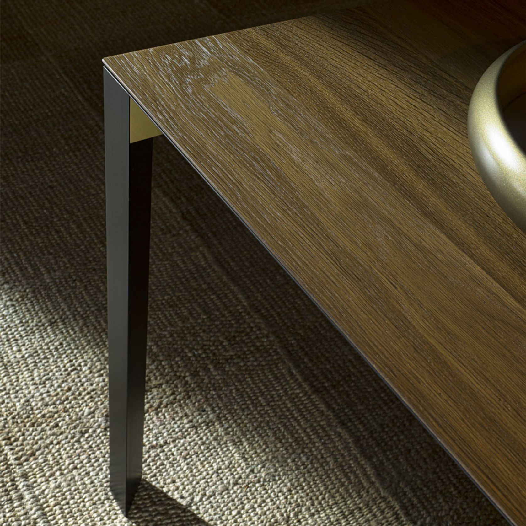 Half A Square Dining Table by Molteni&C gallery detail image