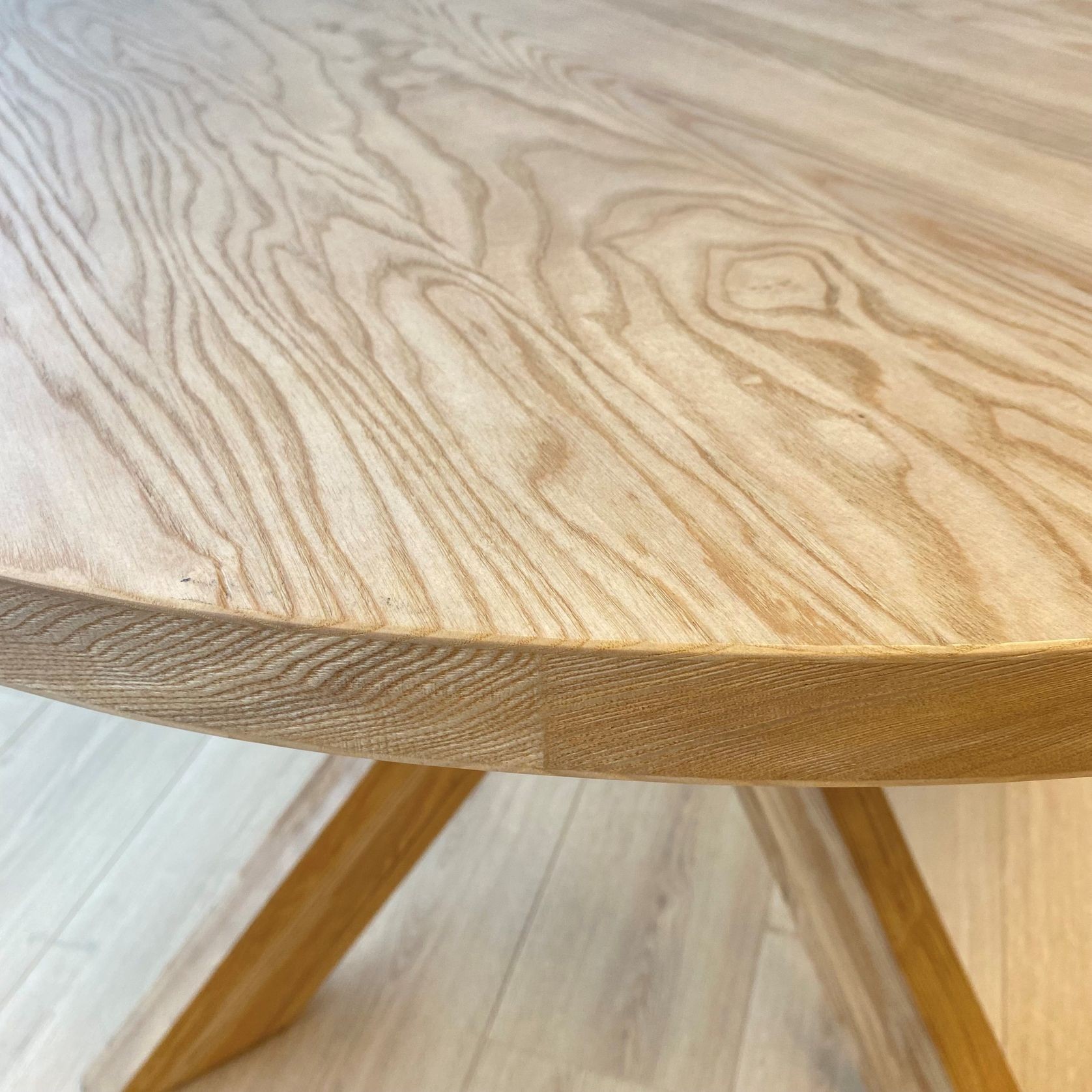 Round Pedestal Dining Table | Natural gallery detail image