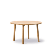 Taro Dining Table Ø140 by Fredericia gallery detail image