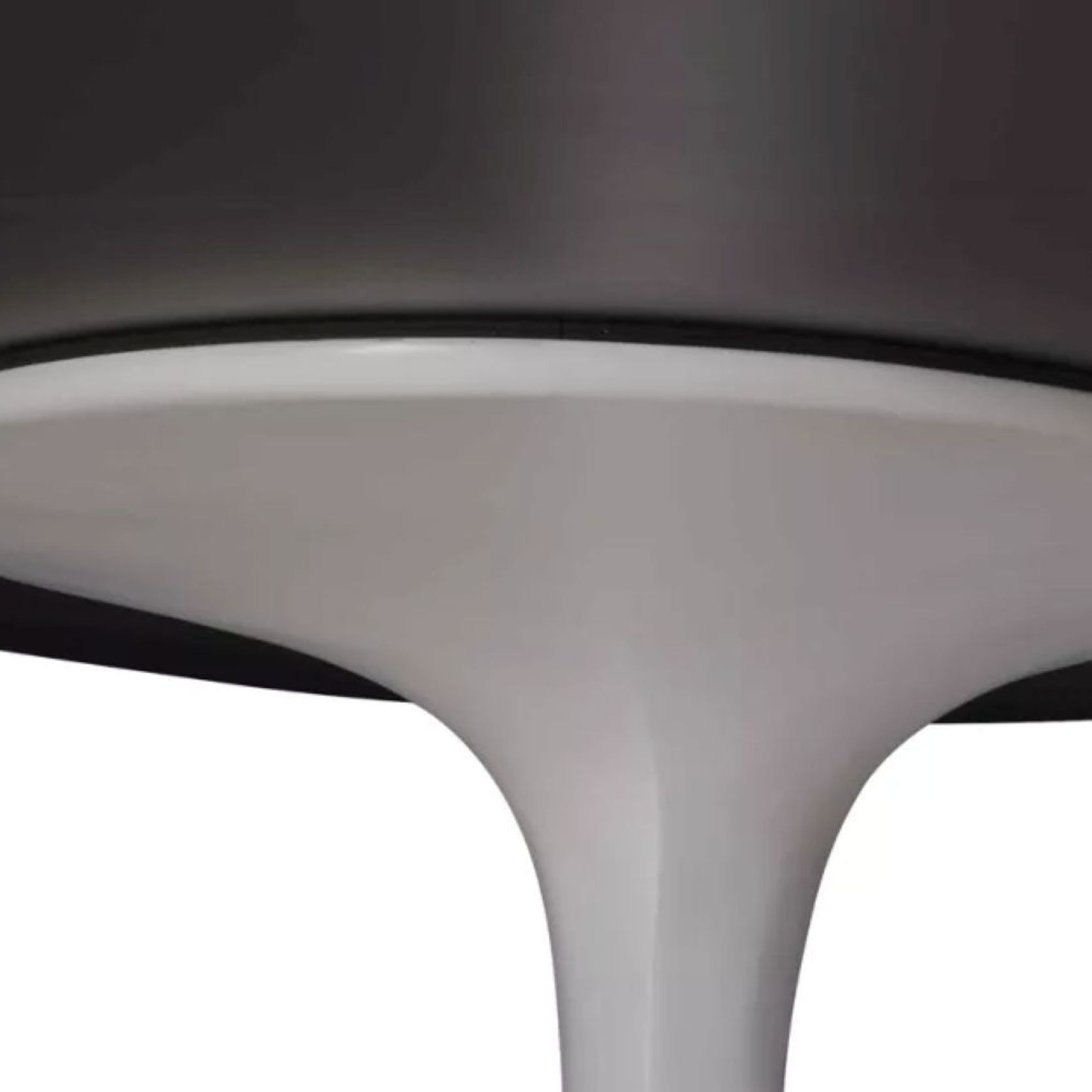 Speed Up Dining Table gallery detail image