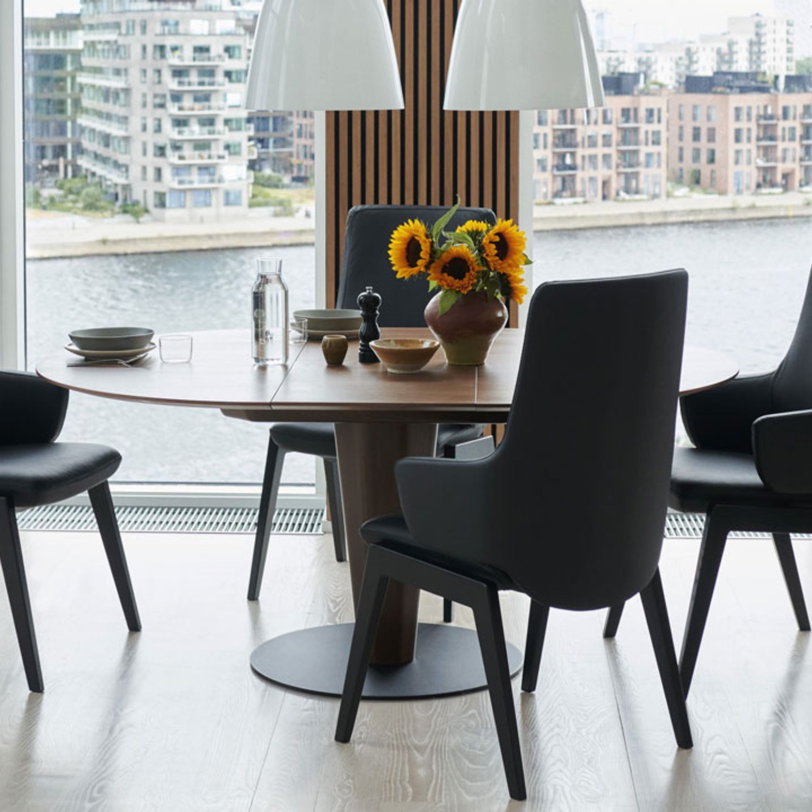 Stressless® Bordeaux Round Center Dining Table gallery detail image