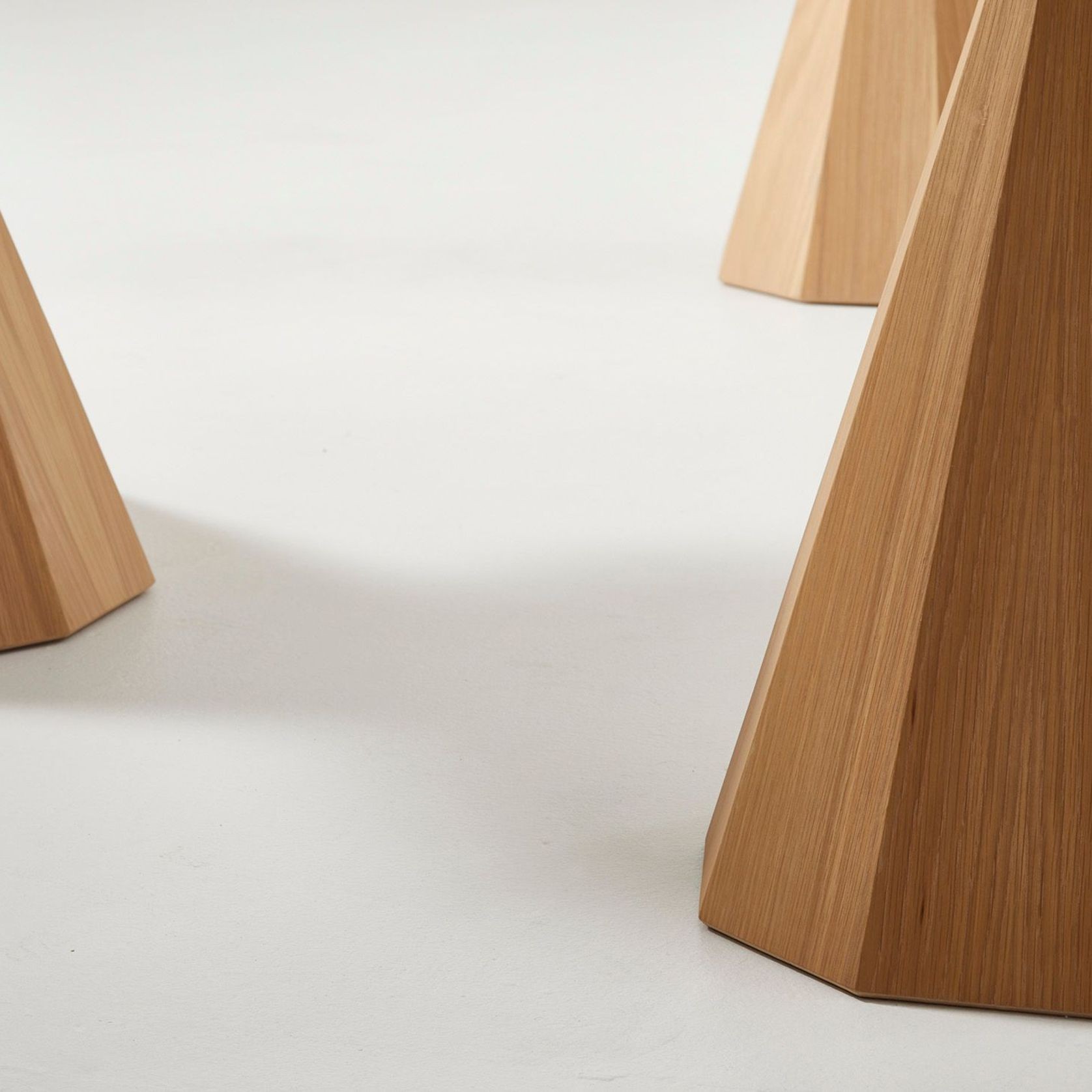 Ballerina Pedestal Table gallery detail image