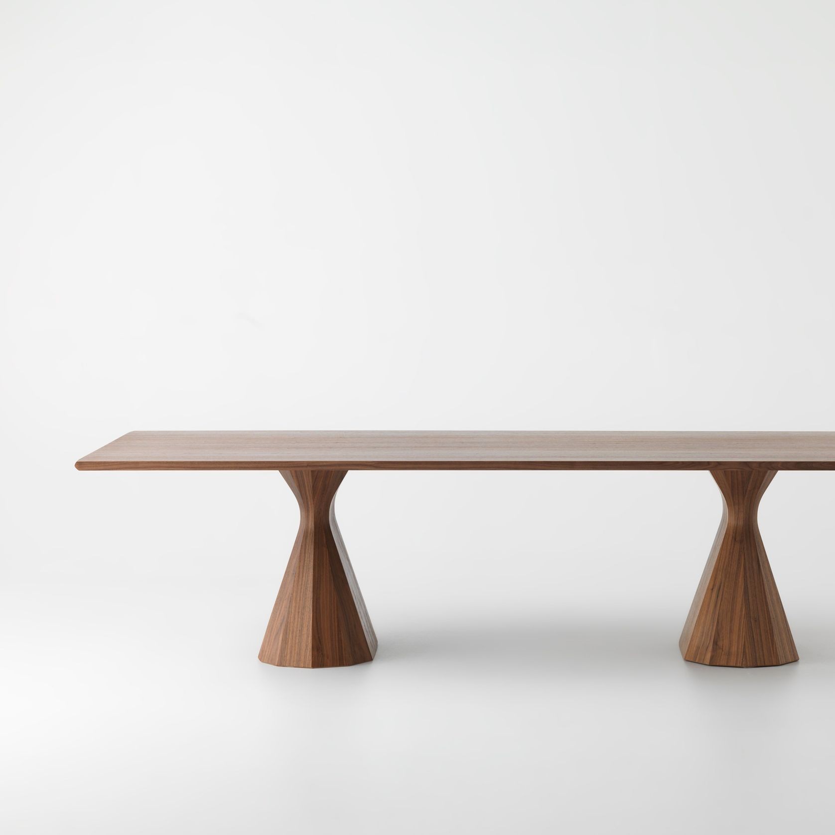 Grand Ballerina Table gallery detail image