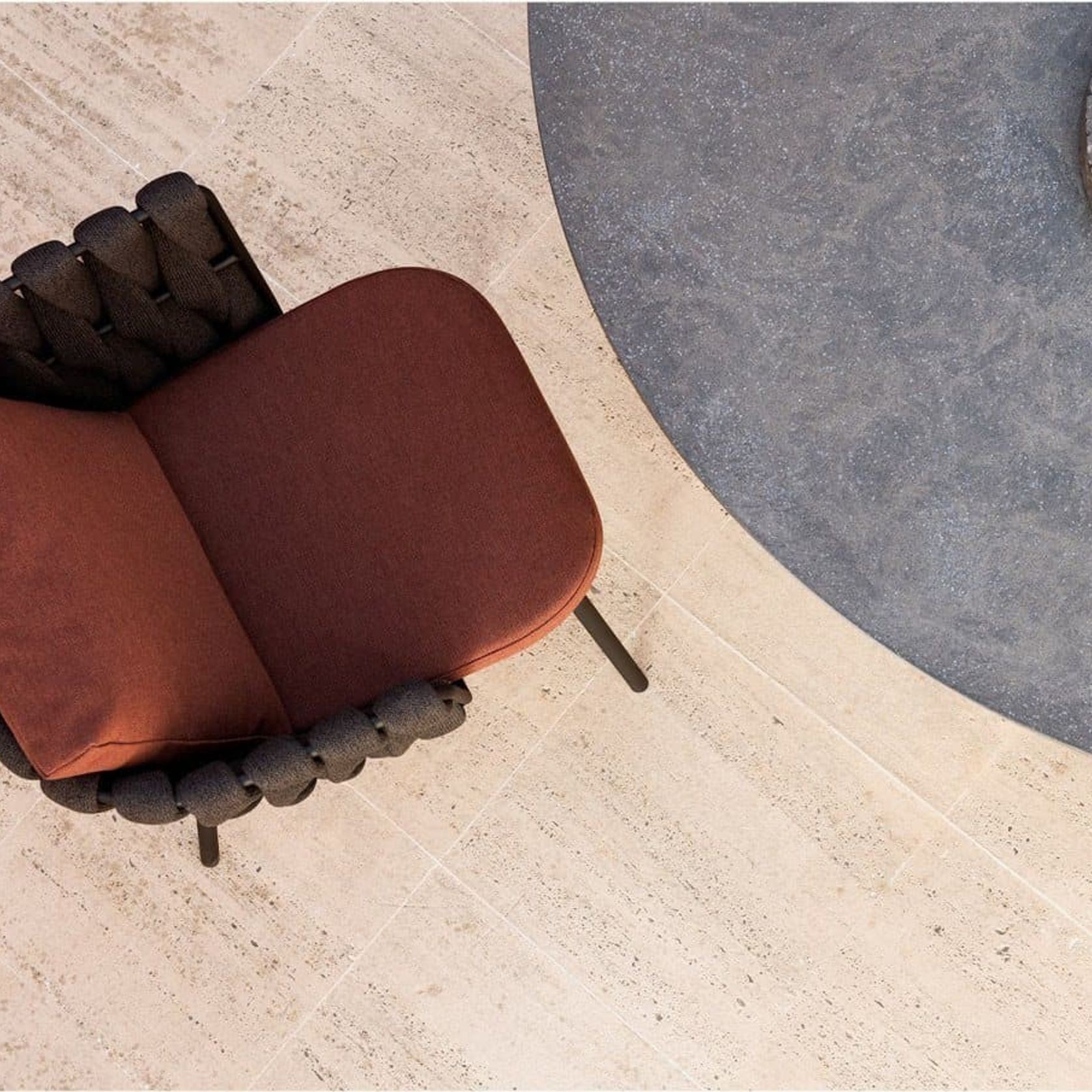 Tao | Tables gallery detail image