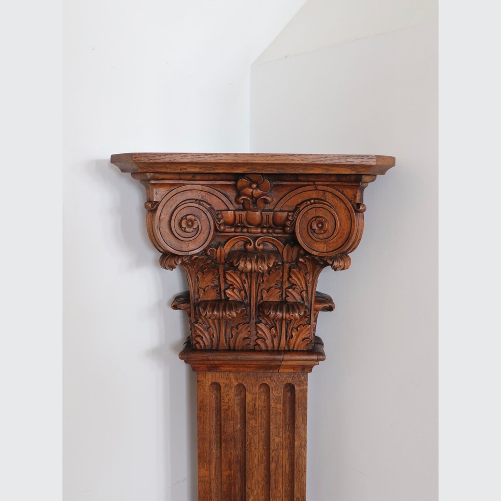 An Antique Carved Oak Corner Corinthian Display Column gallery detail image