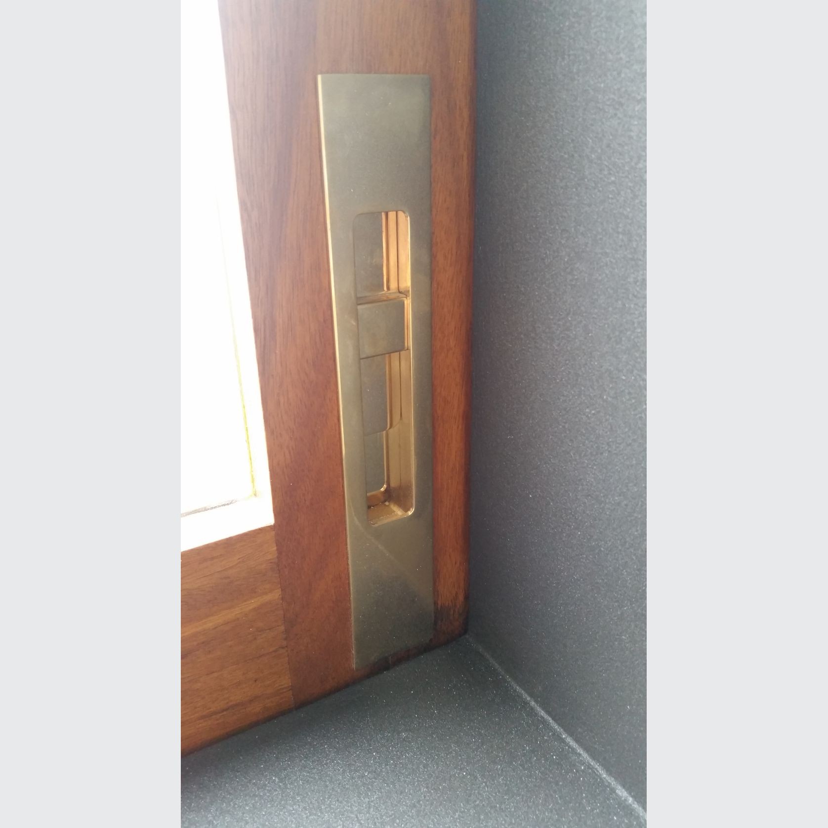 HB1820 Flush Bolt (Round Throw) gallery detail image