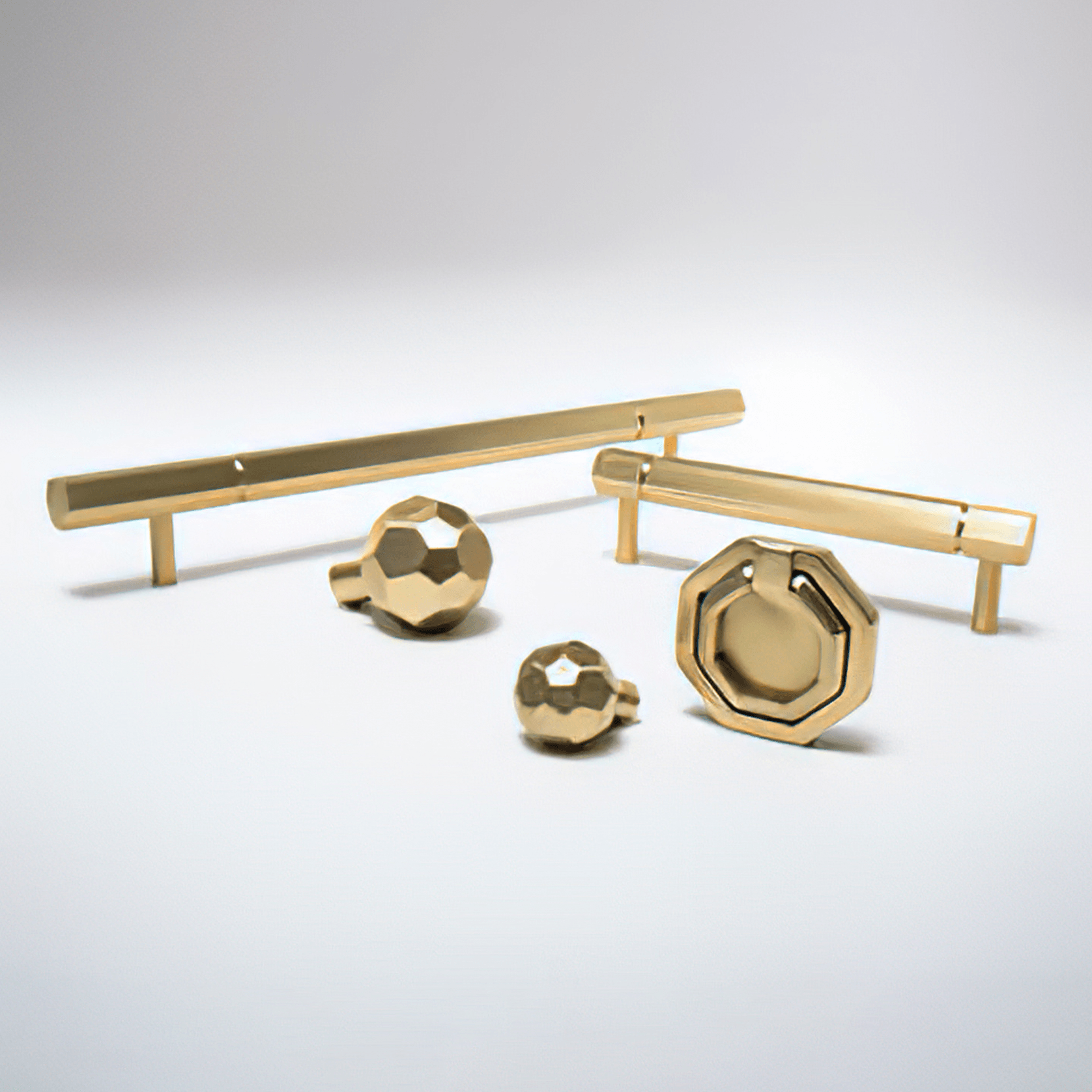 Facet 02L gallery detail image