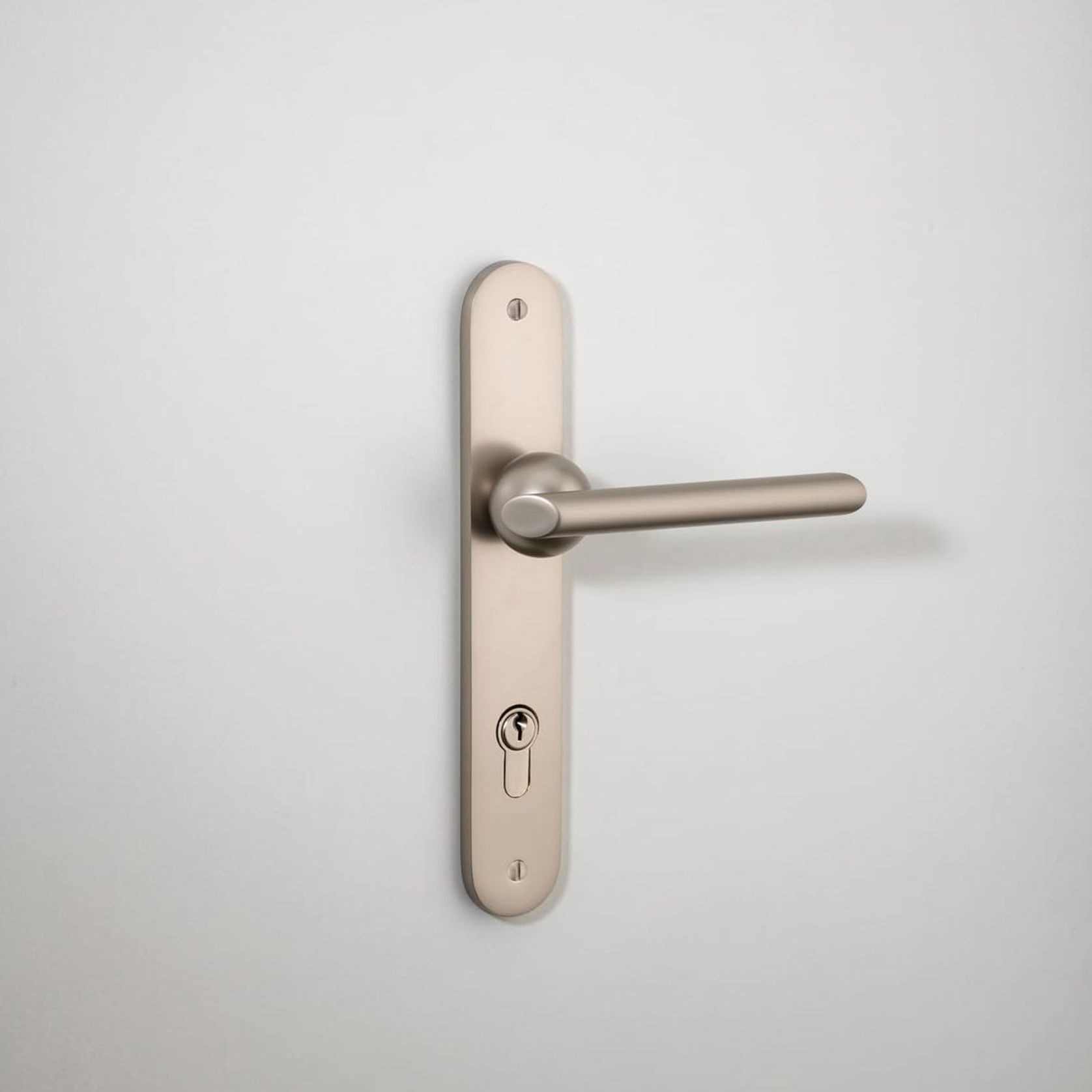 Futurismo Lever - Oval Backplate gallery detail image