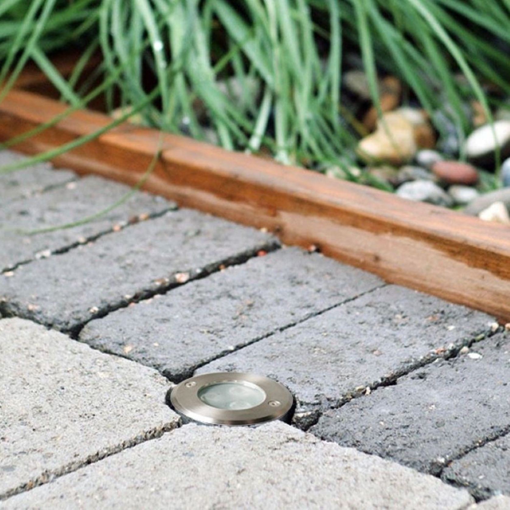 Round inground lights