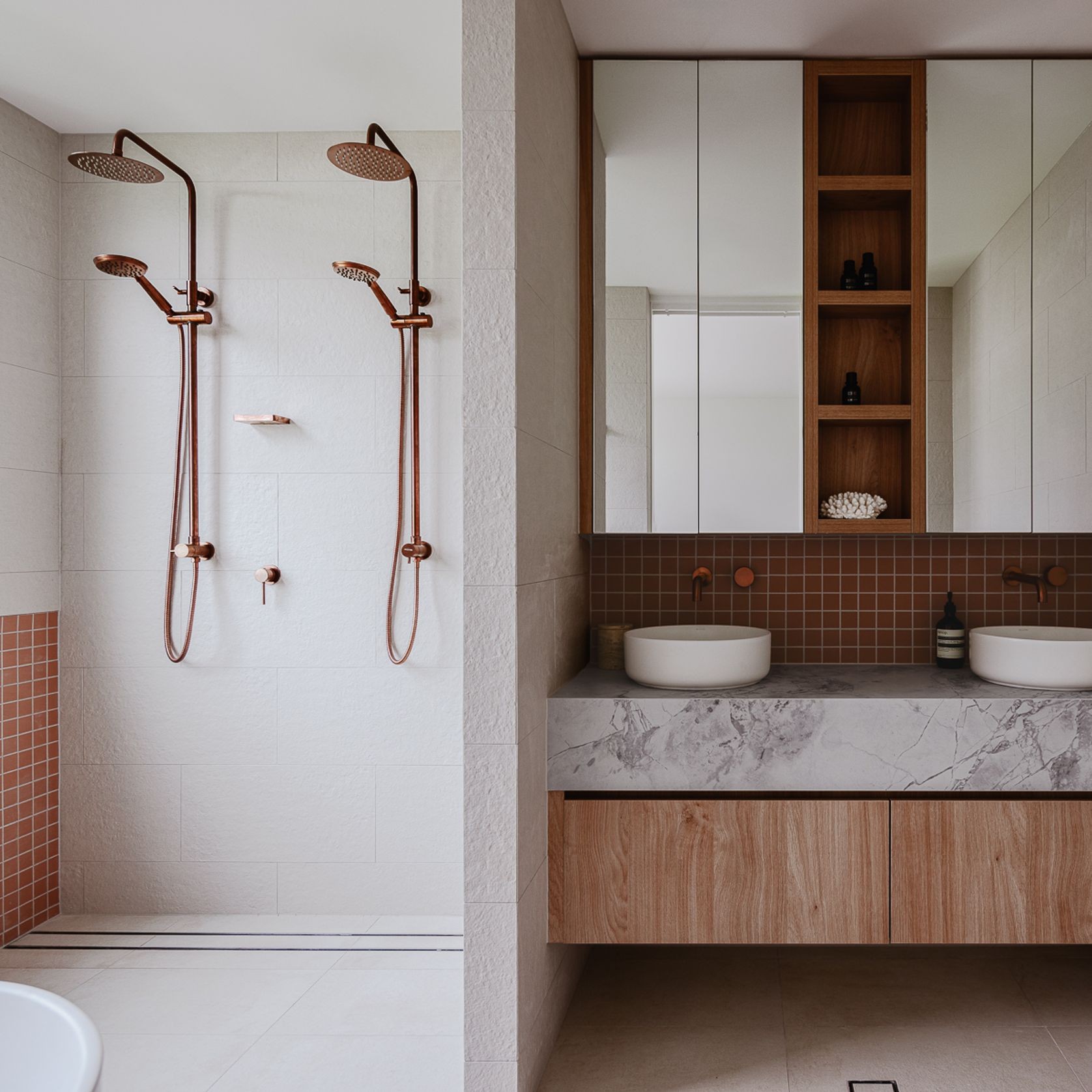 Quantum Zero | Super White Palazzo gallery detail image