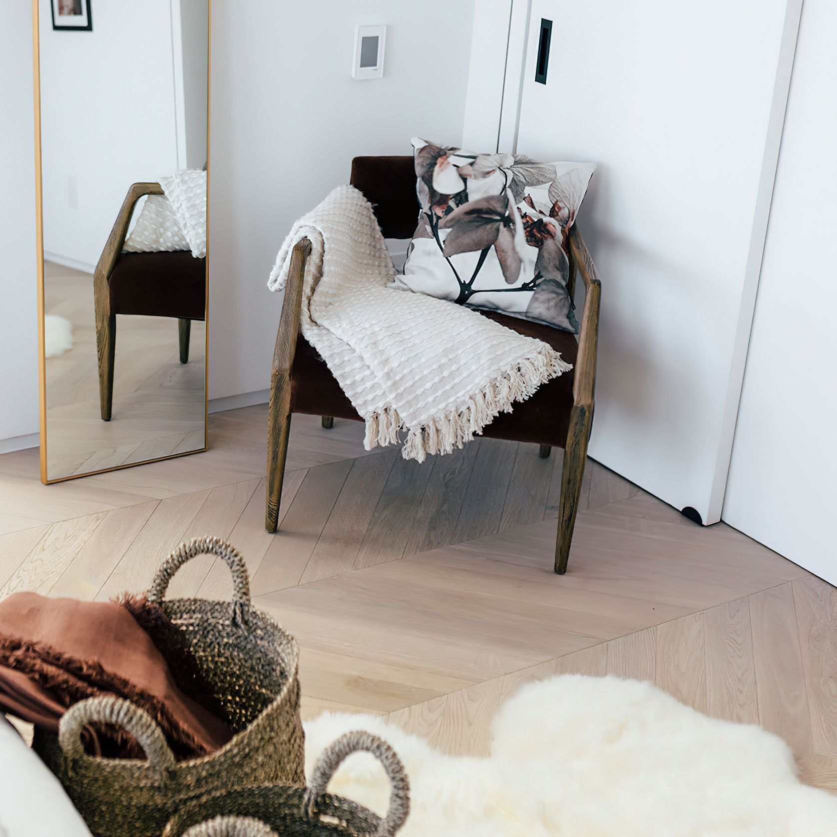 HW16609C Columba Chevron Character Grade gallery detail image