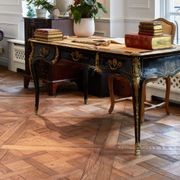 HW1391 Versailles Antique gallery detail image