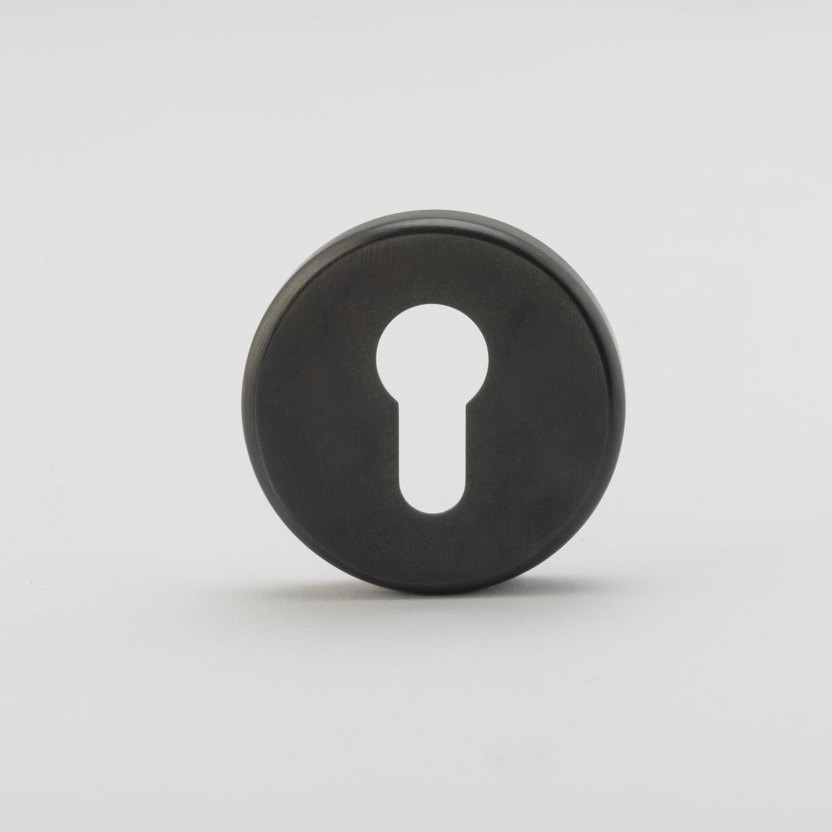 Streaker Round Escutcheon Euro gallery detail image