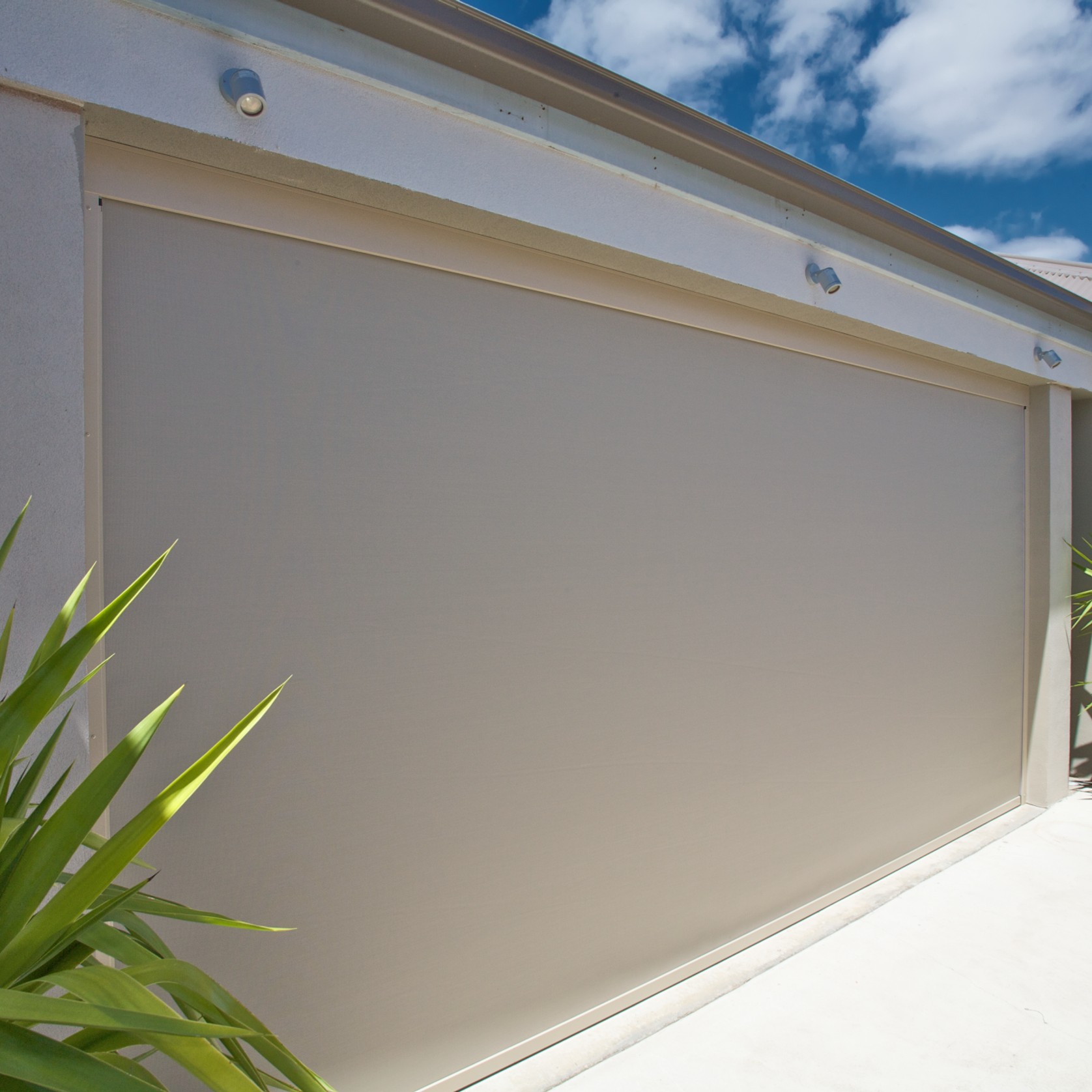 Ambience Guidewire System + Head Box | External Blinds gallery detail image