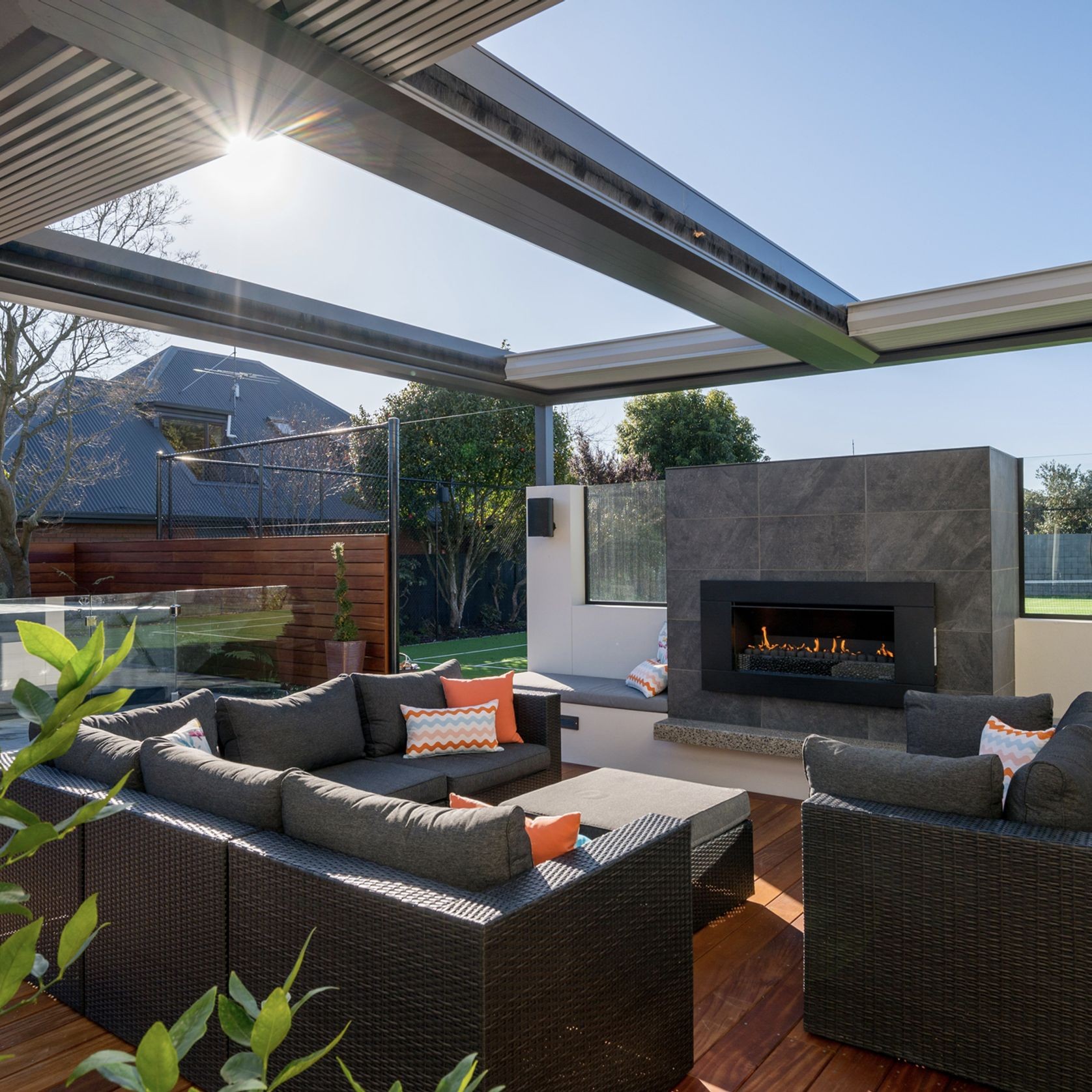 Concertina Sky Louvre gallery detail image