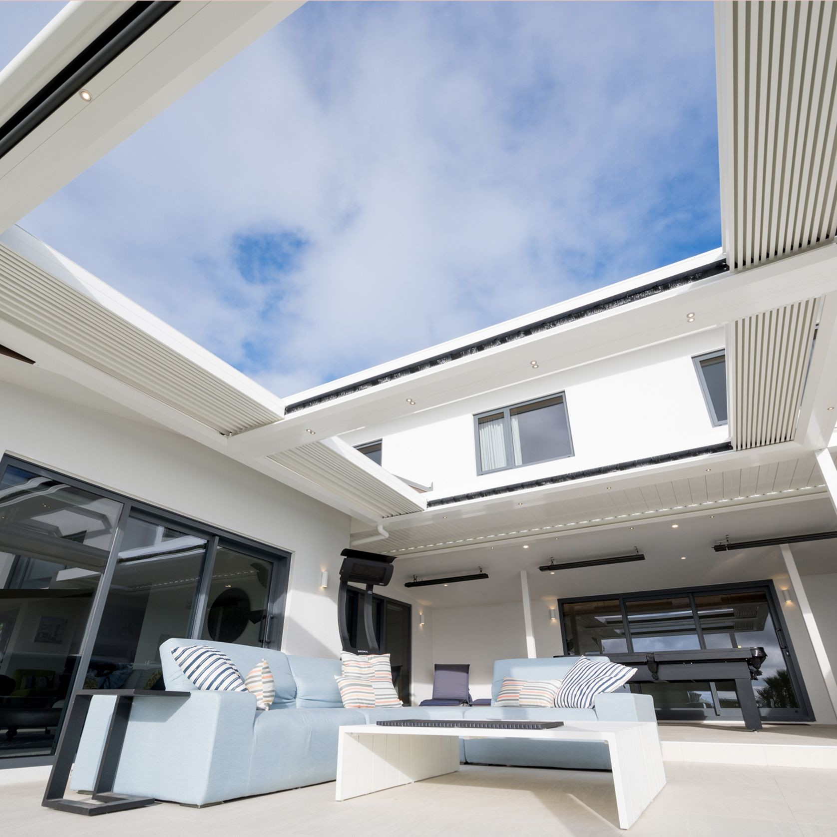 Concertina Sky Louvre gallery detail image