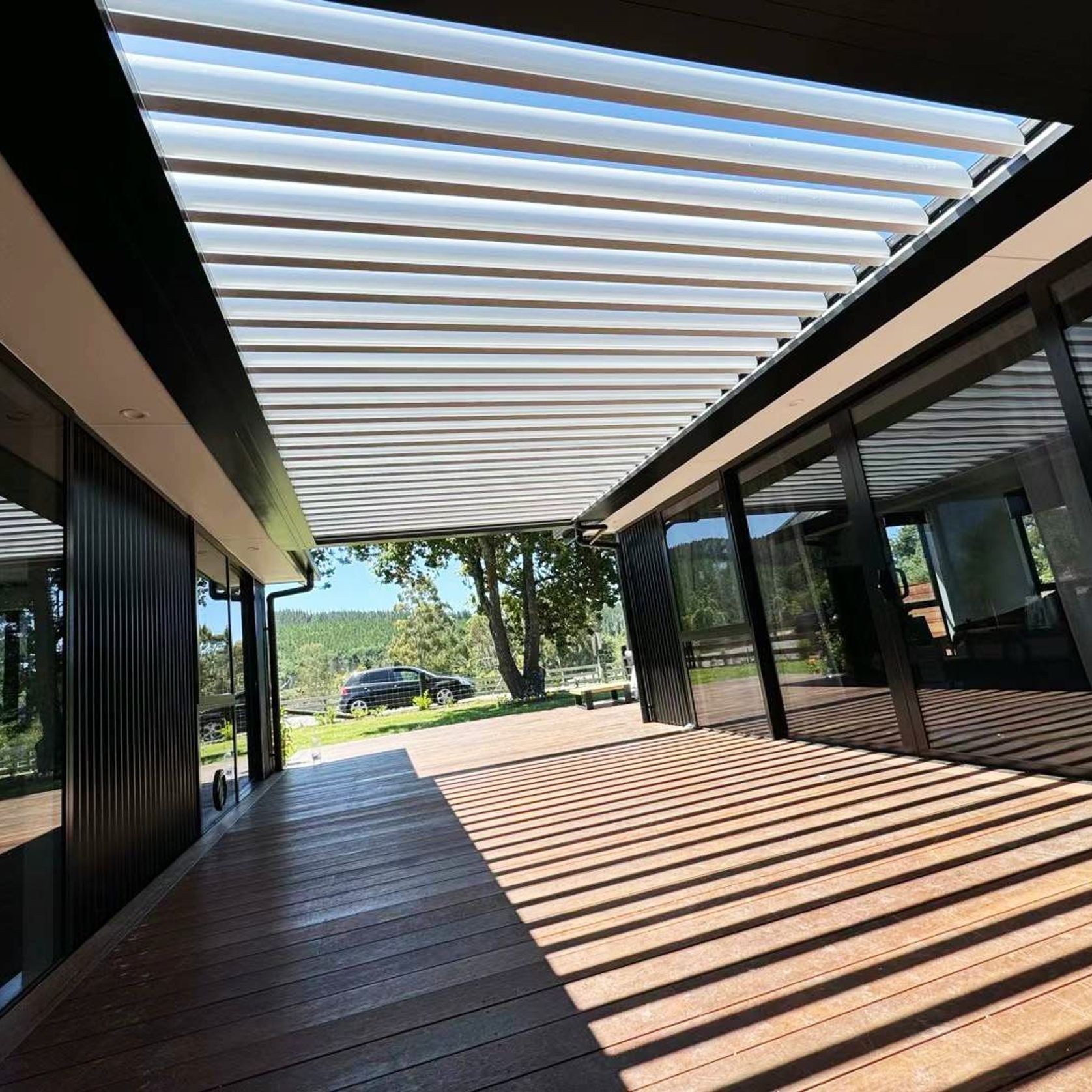 Skyline Louvre Roof System gallery detail image