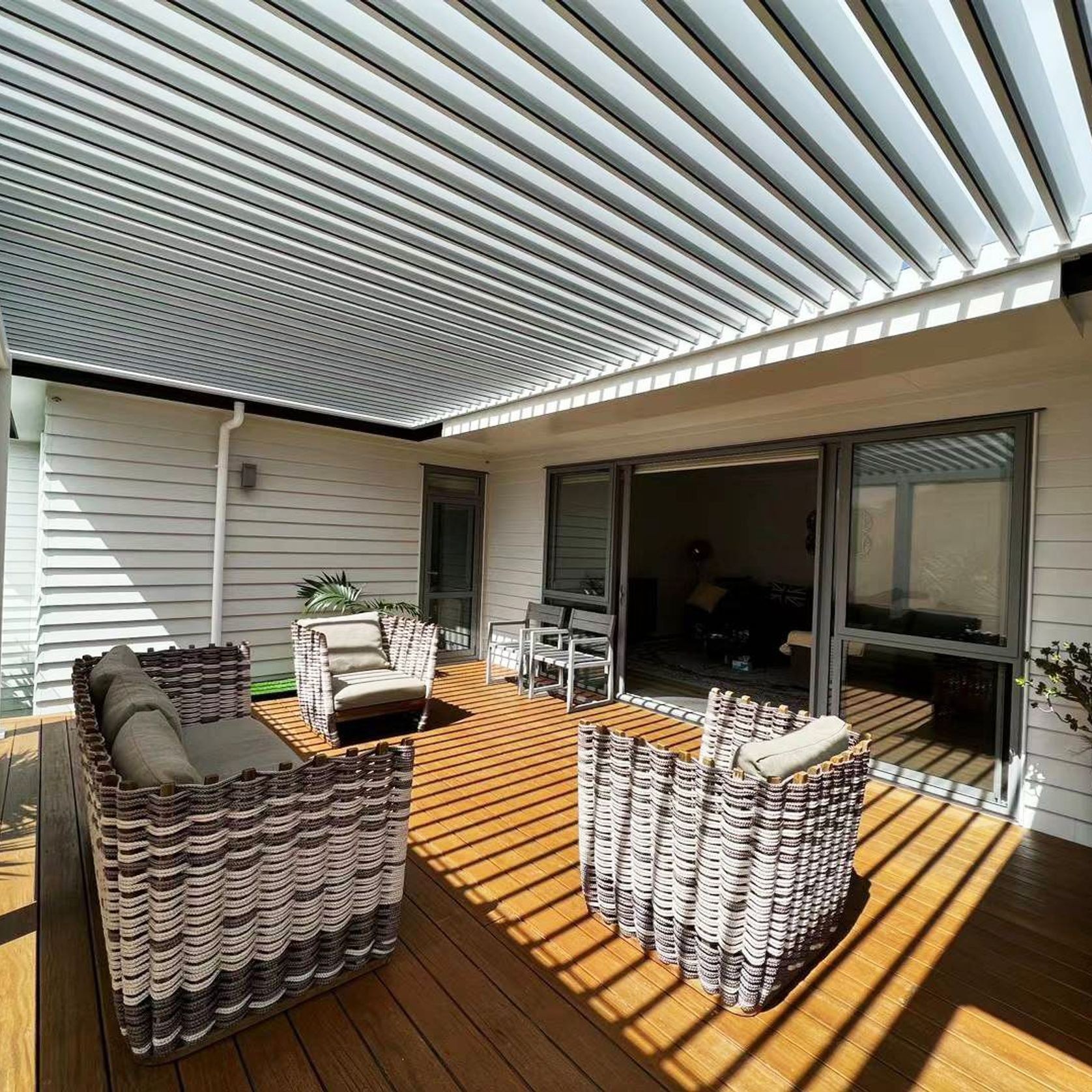 Skyline Louvre Roof System gallery detail image