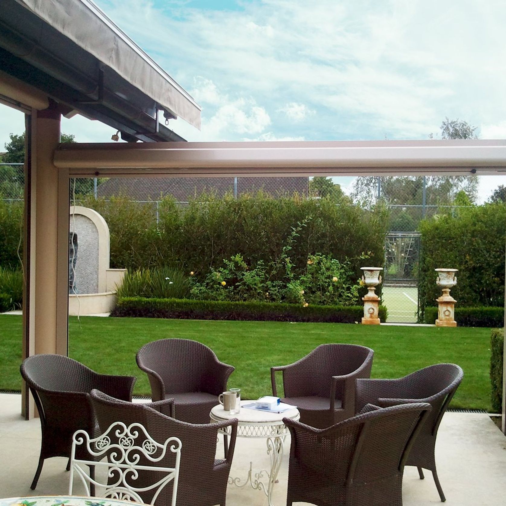 Calido Vista Screens gallery detail image