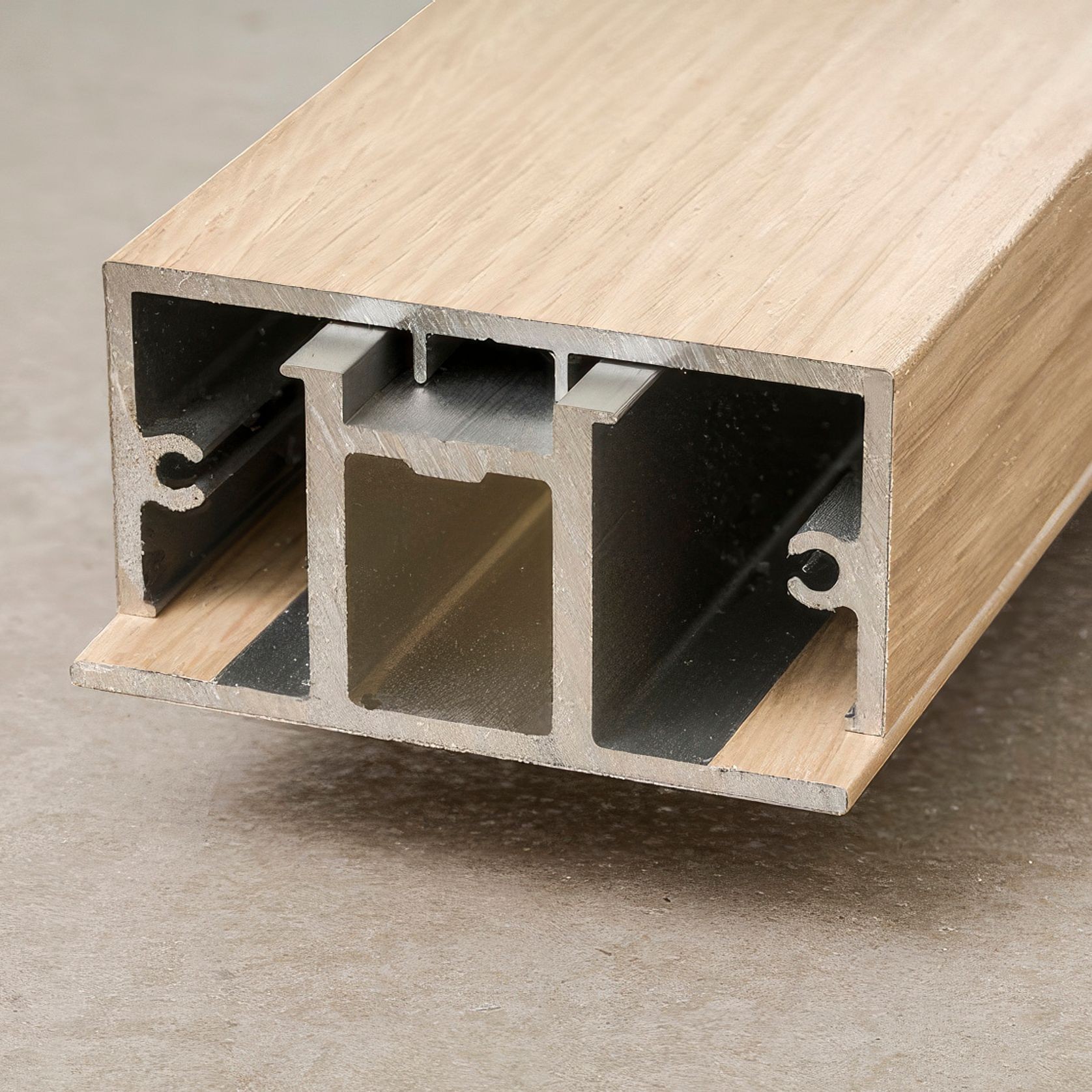 Ever Art Wood® T2C Screen Bracket System gallery detail image
