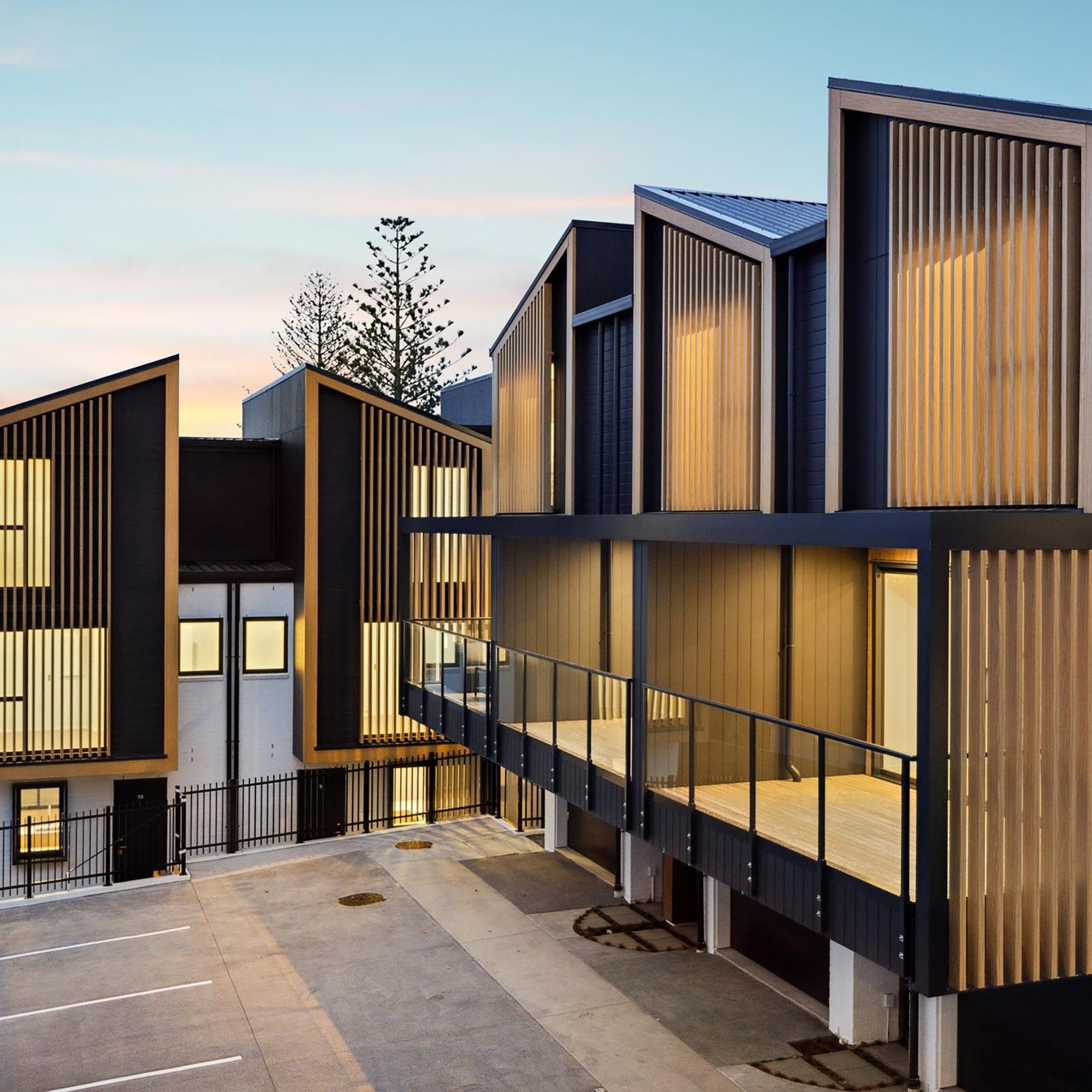 White & Light-Coloured Woodgrain Finishes gallery detail image