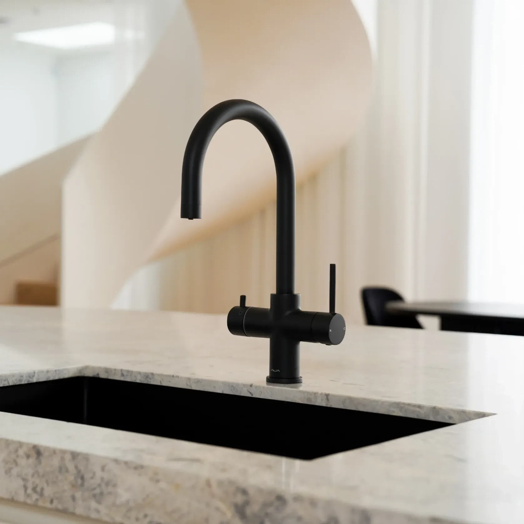 Alia 4-in-1 Instant Hot Filtered Water Tap gallery detail image