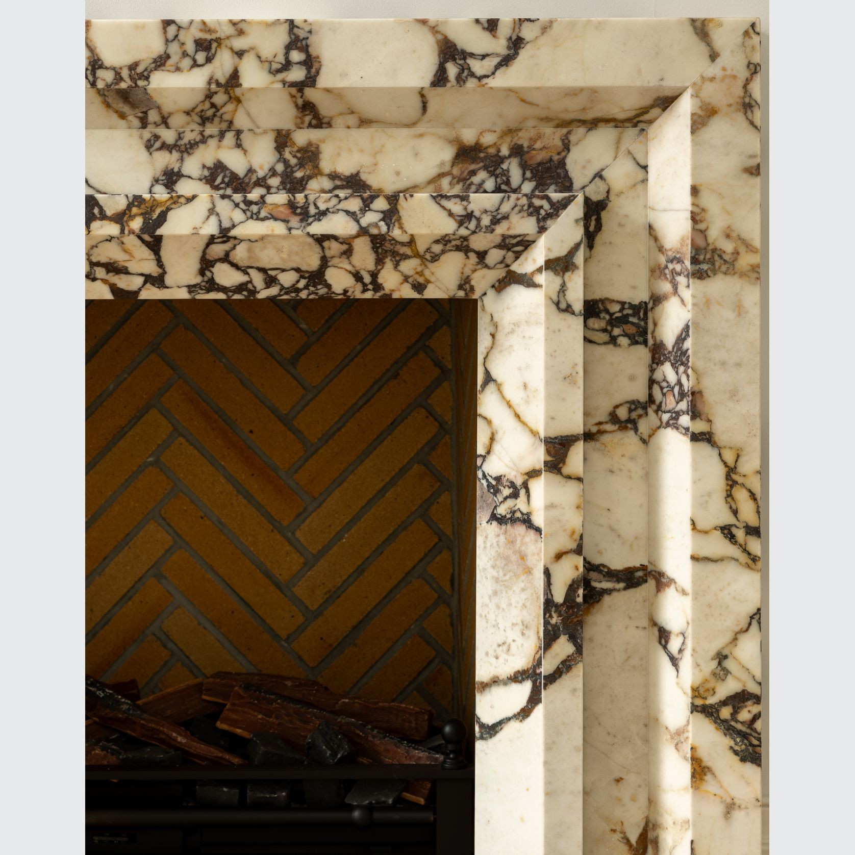 Alluring Fireplaces gallery detail image