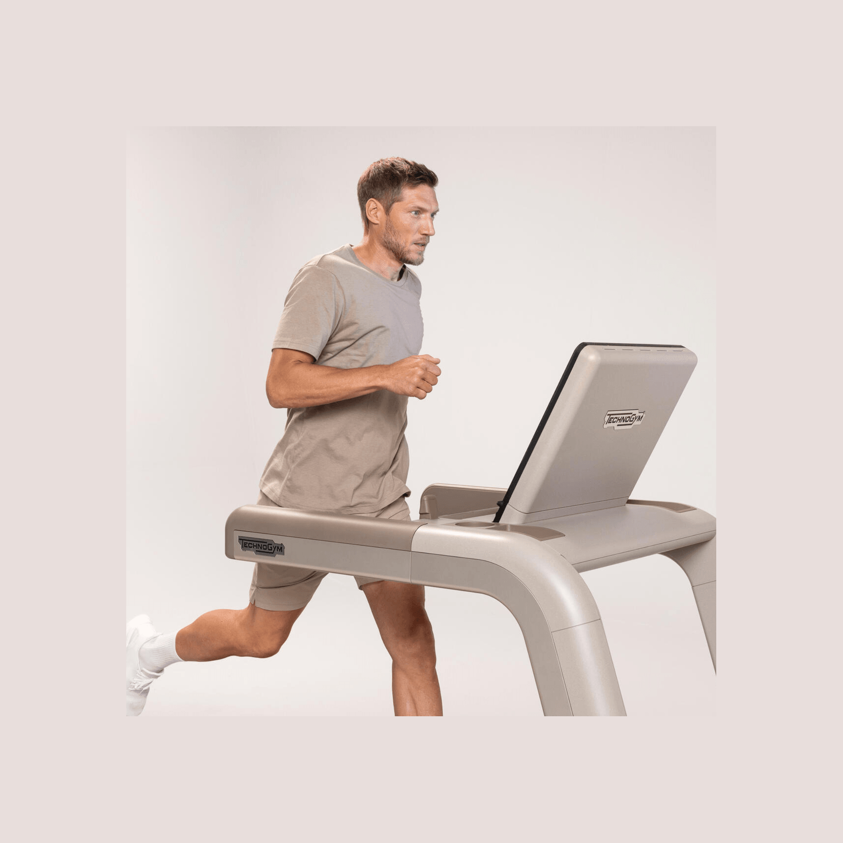 Artis Run gallery detail image