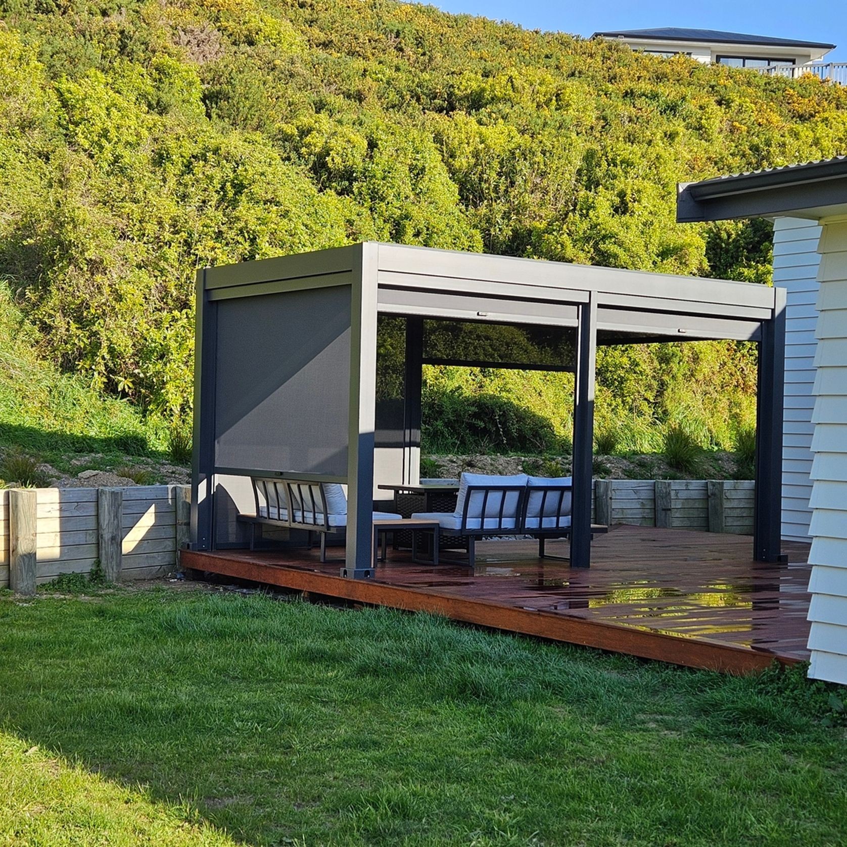 Tasman Motorised Freestanding Louvre Roof gallery detail image