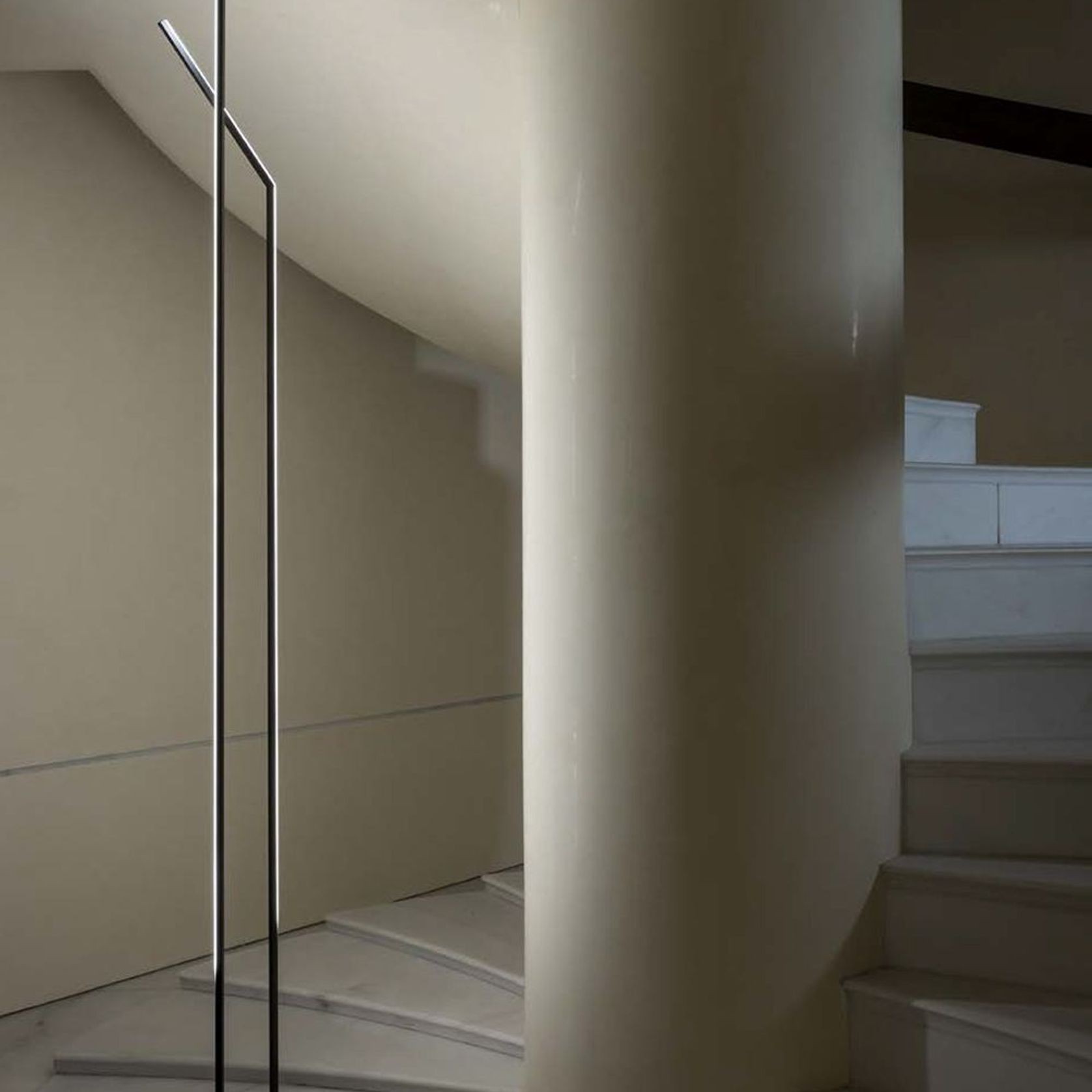 Essential Angolo Floor Lamp gallery detail image