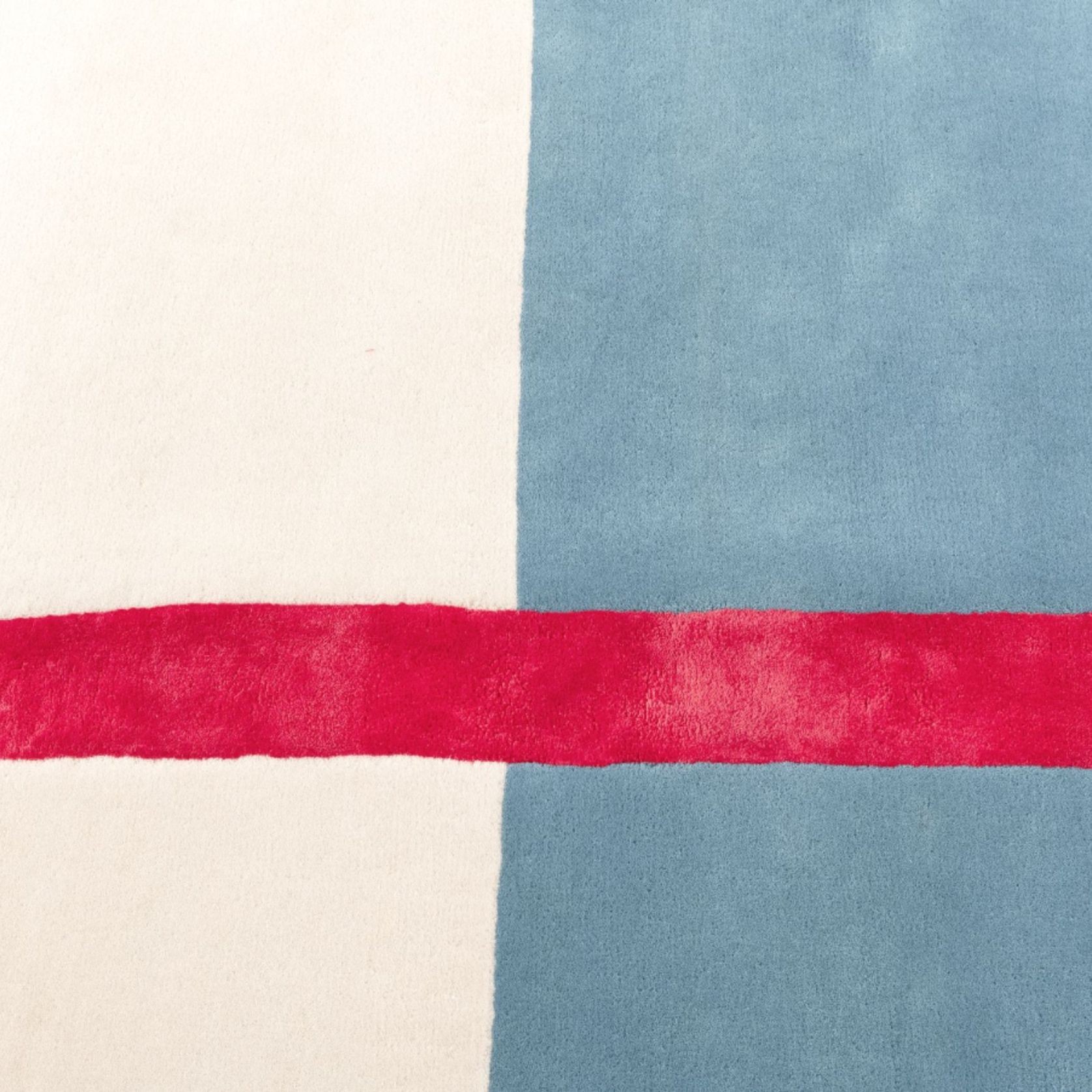 Cromática Mujeres Rug gallery detail image