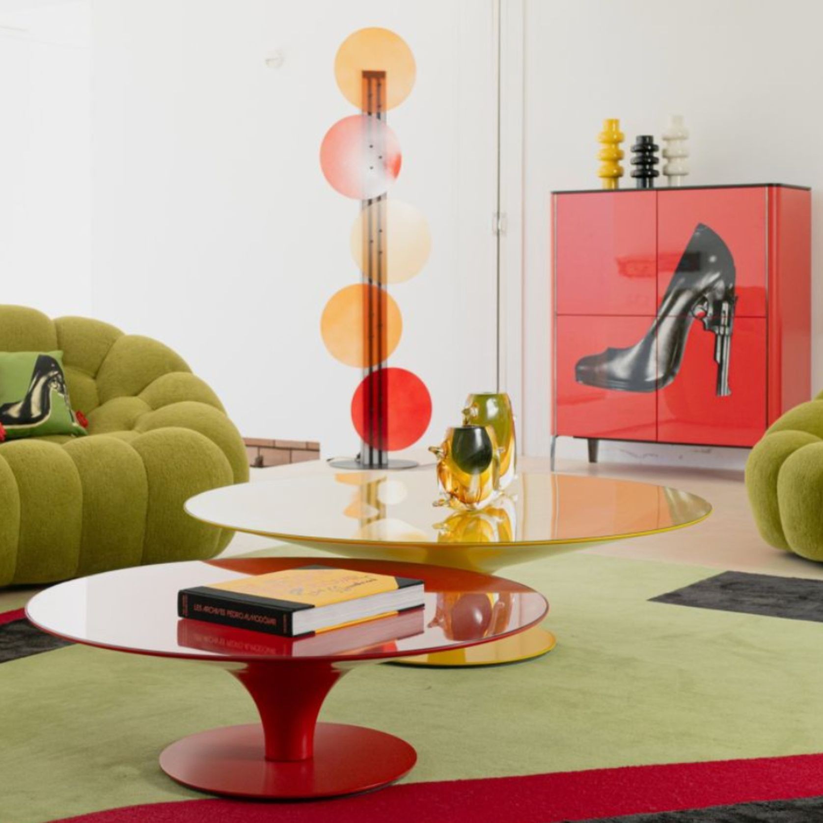 Cromática Tacones Rug gallery detail image